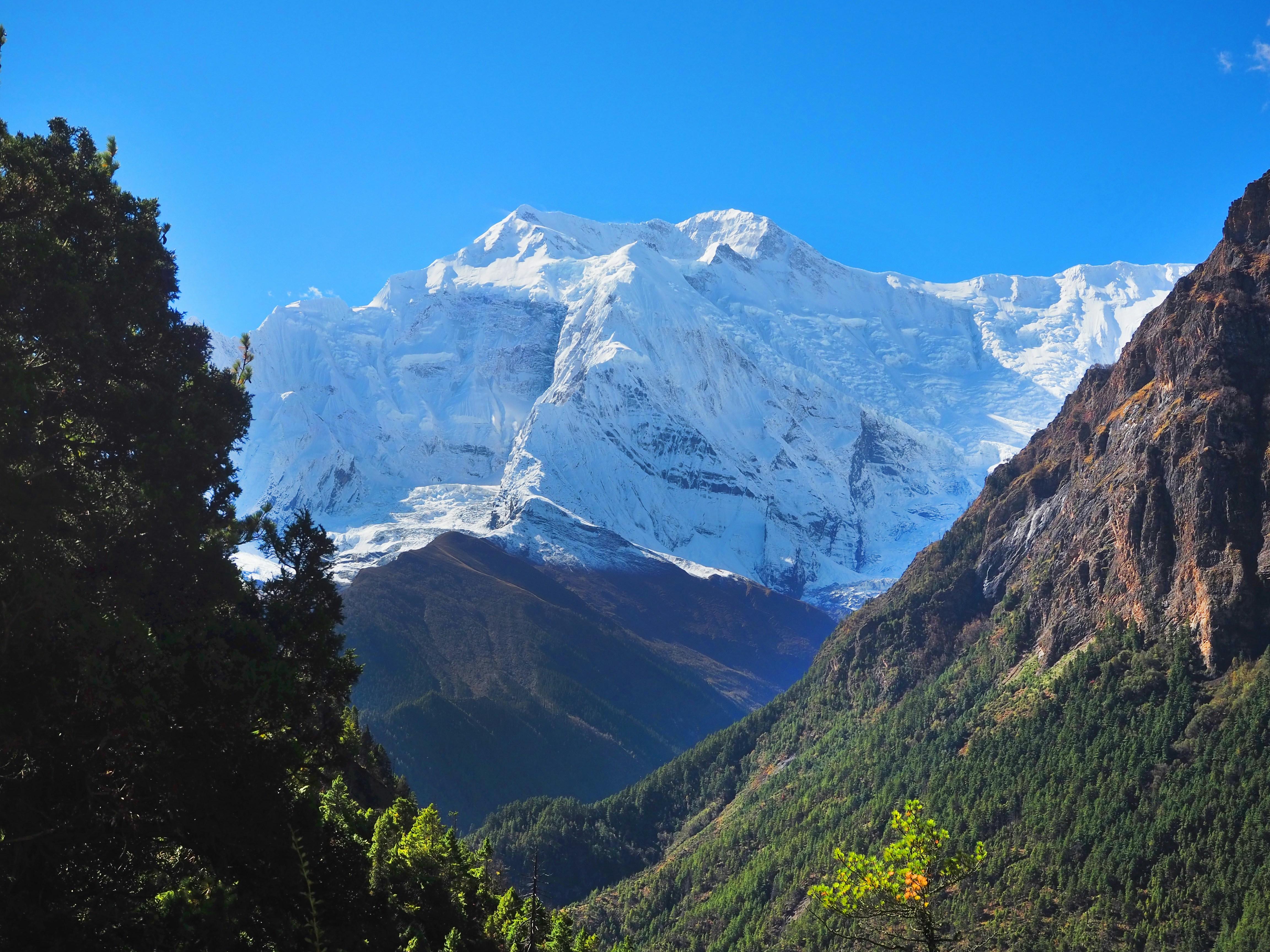 Kathmandu: 7-Day Annapurna Circuit Trek with Guide