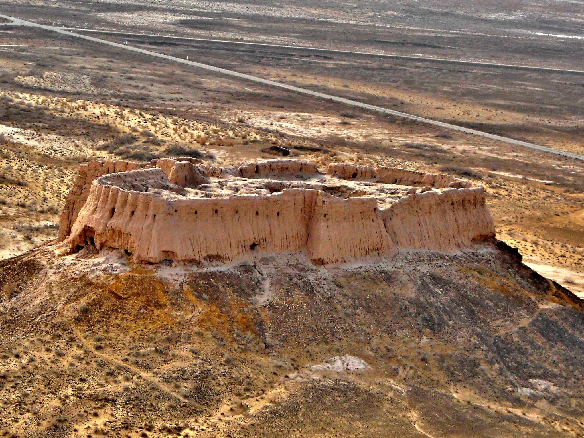 Private Bukhara-Khiva Transfer via Desert Fortresses 3