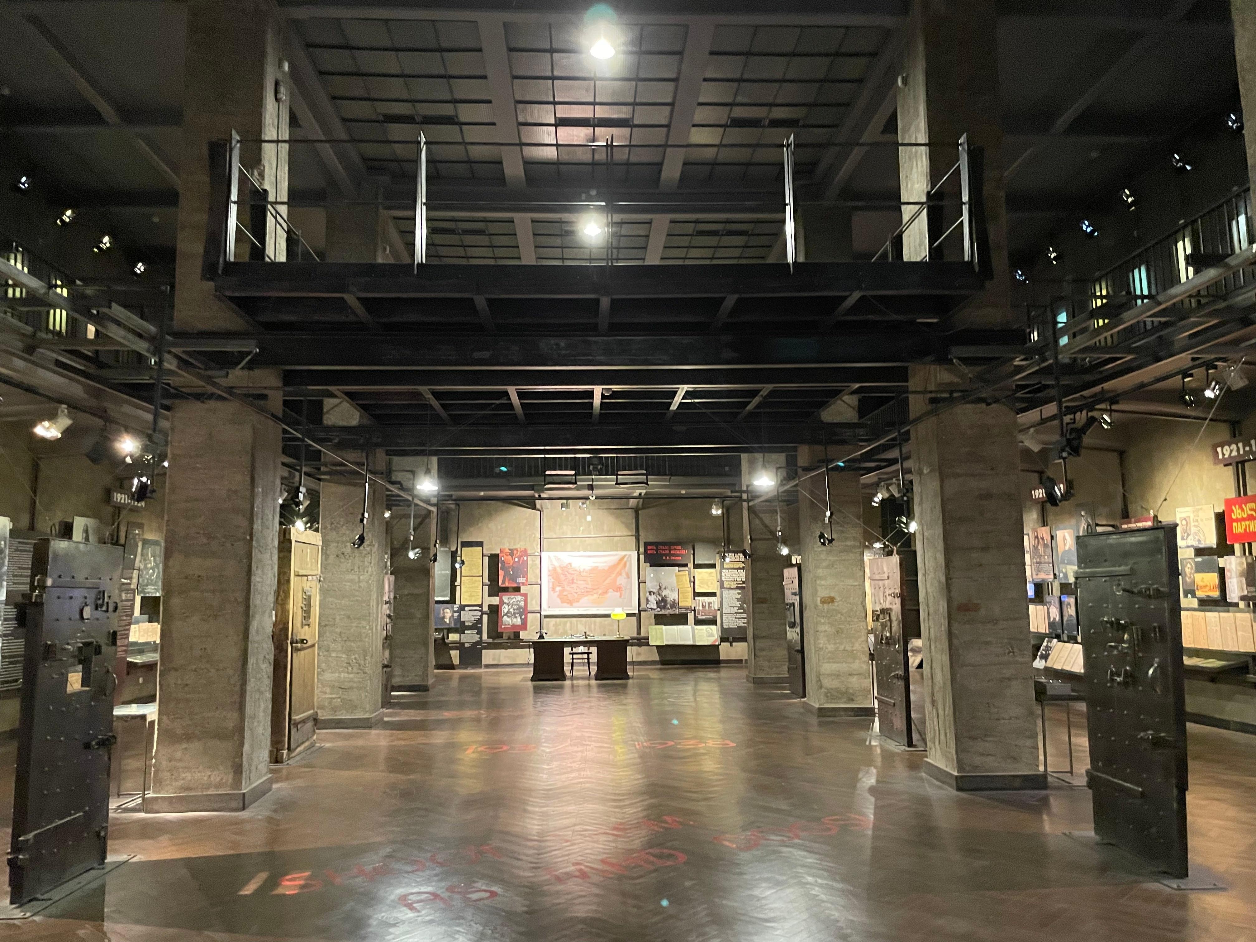 Tbilisi: Museum of Soviet Occupation Guided Tour 3