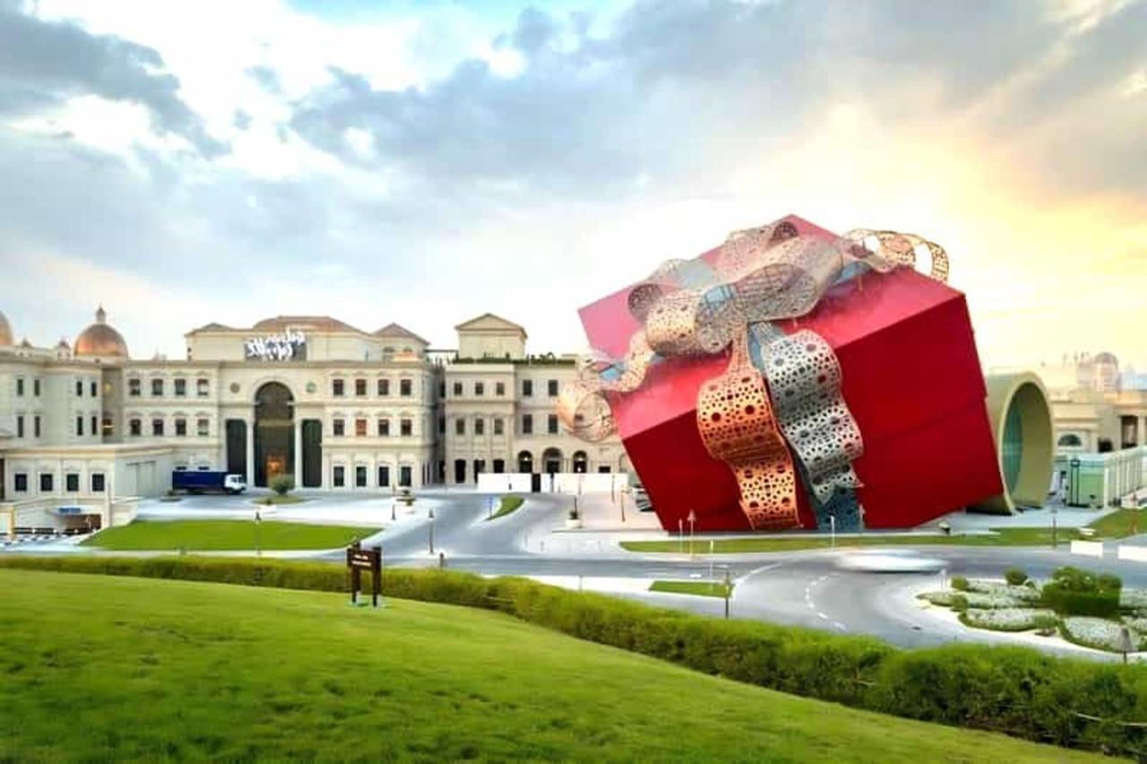 Best of Doha: Private City Tour, Souq, Museum & Crystal walk 2