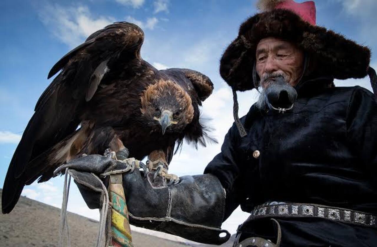 Ulaanbaatar: Eagle Hunting Tour with Nomadic tour 2