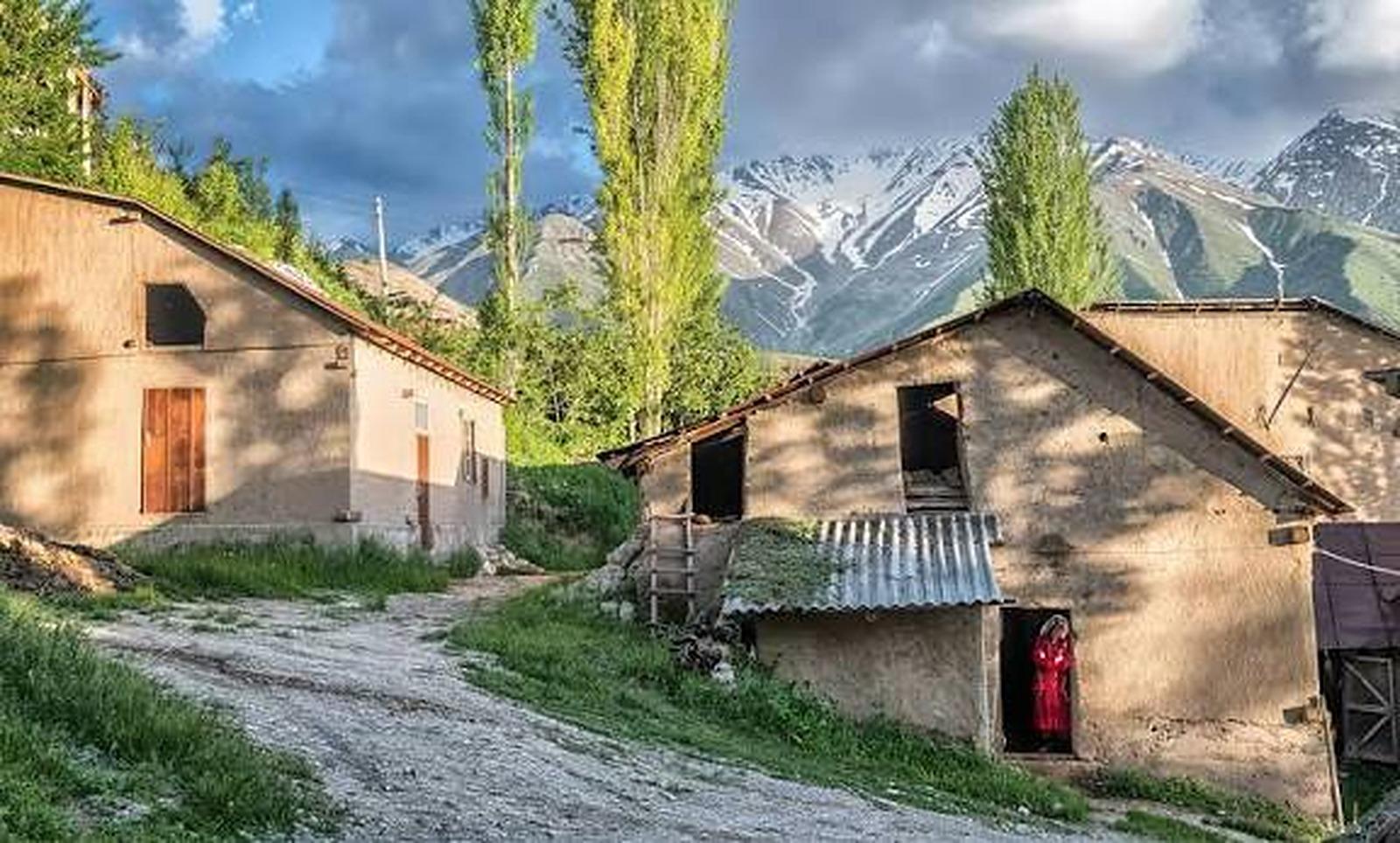From Samarkand: 2-Day Mountain Hike, Pottery & Village Stay