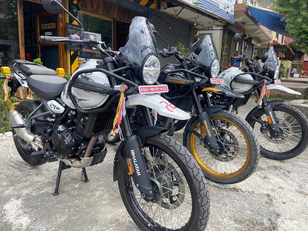 Pokhara: Royal Enfield Himalayan Adventure Day Tour 2