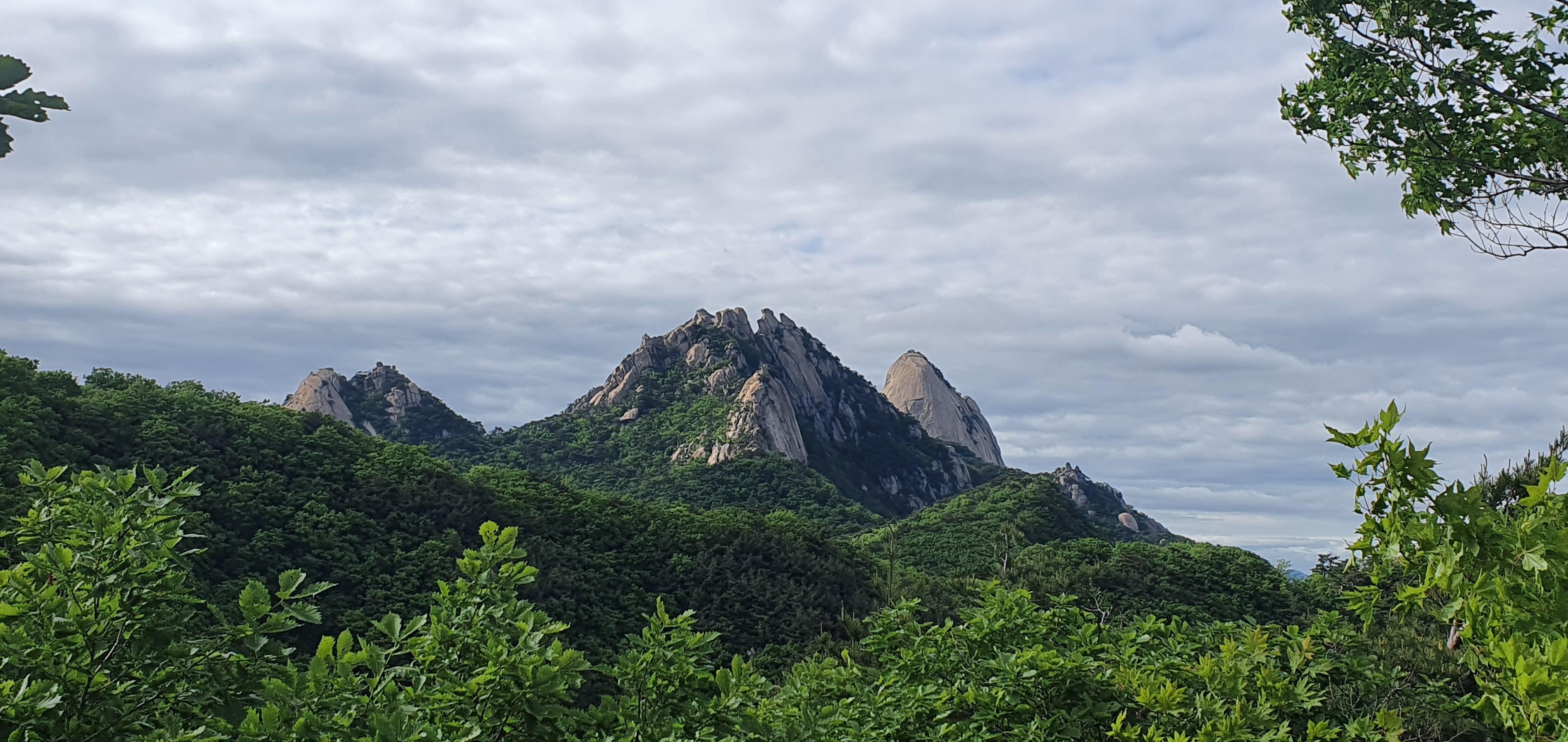 Seoul: Bukhansan National Park Private Trekking Tour 2