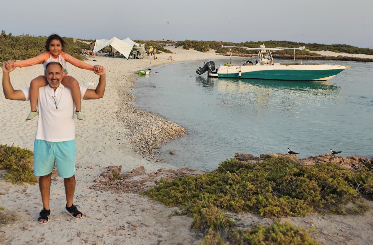 Damaniyat Island: Full-Day Snorkeling & Beach Barbecue 3