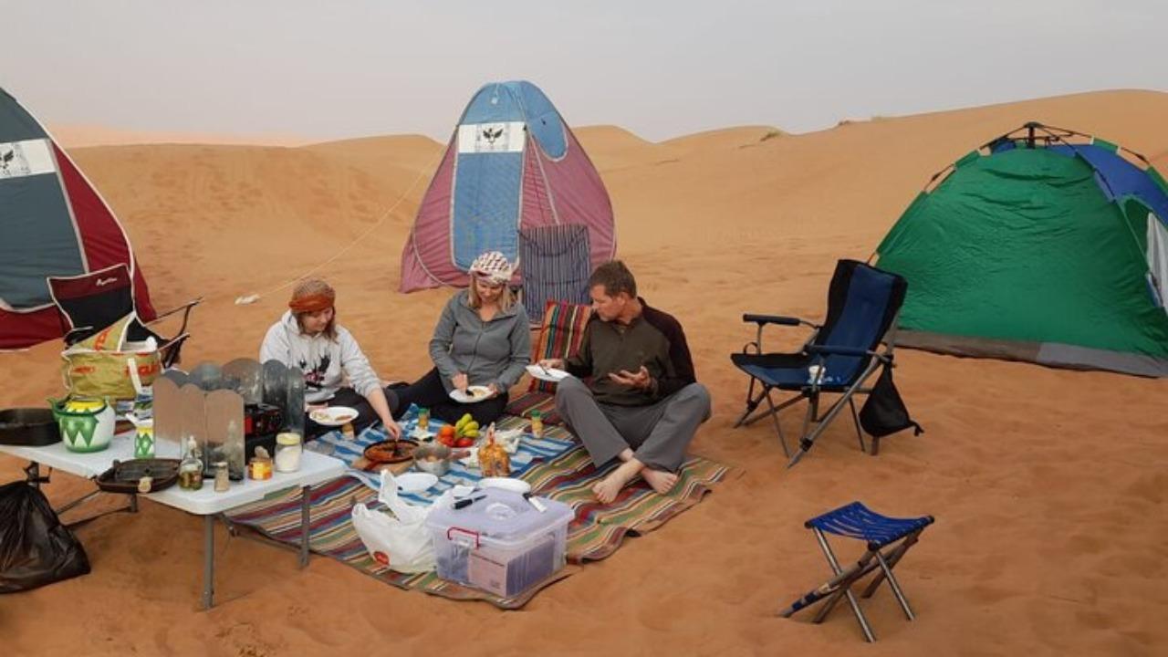 3-Day Oman Adventure: Wadis, Desert Camping & Meals by Guide 3