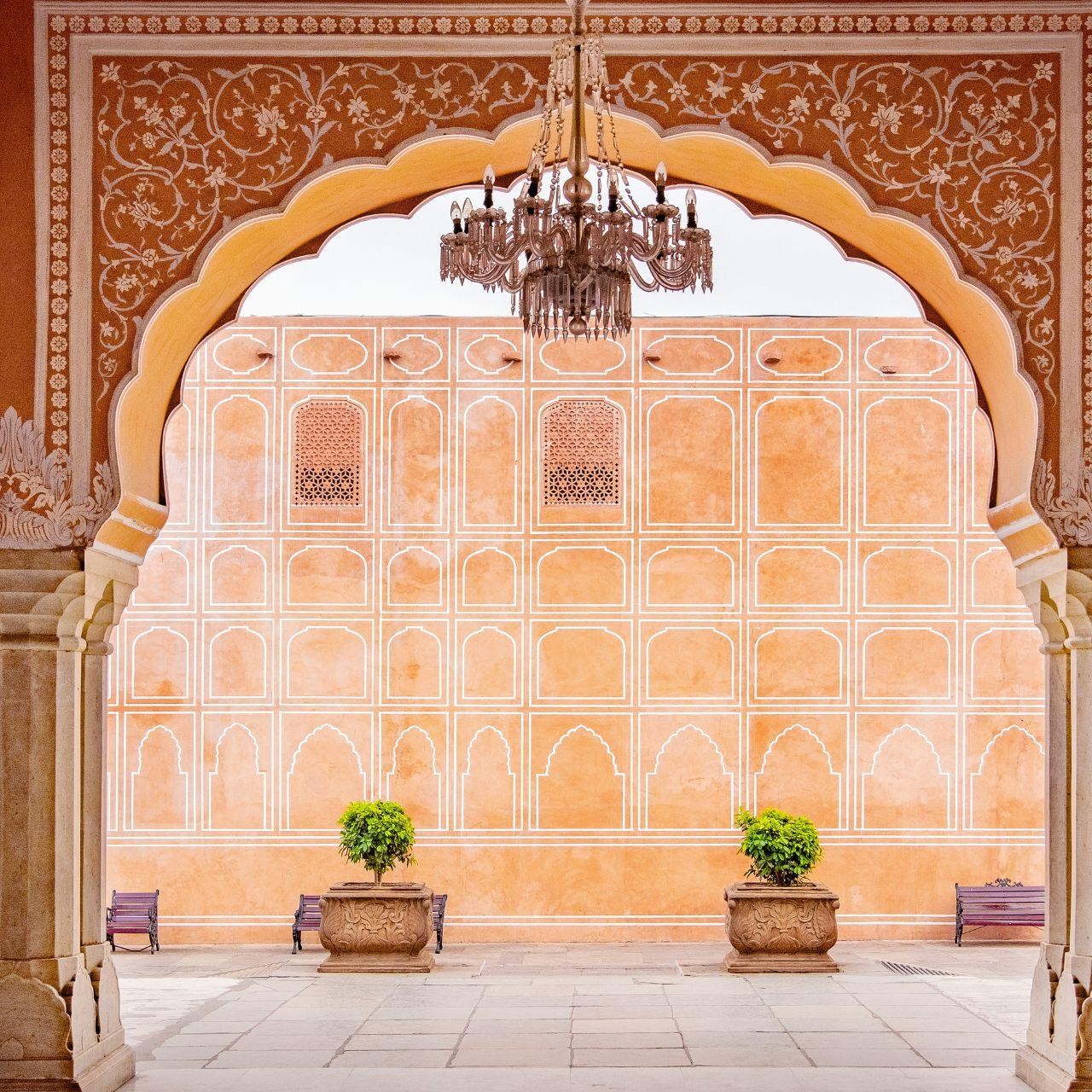 Jaipur: City Tour with Amber Fort & Ayurvedic Massage