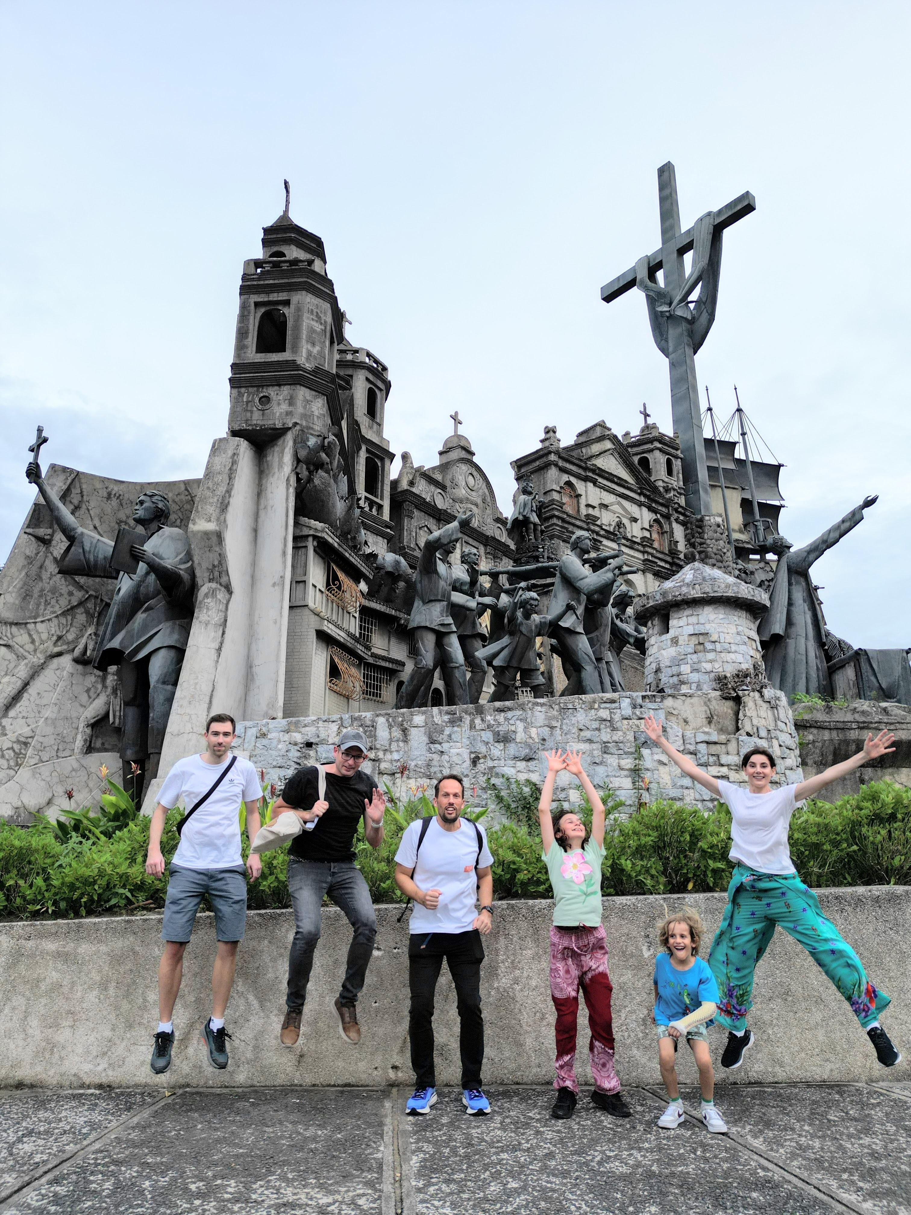 Cebu: Story-Led Walking Tour, Optional Jeepney Ride & Food 3