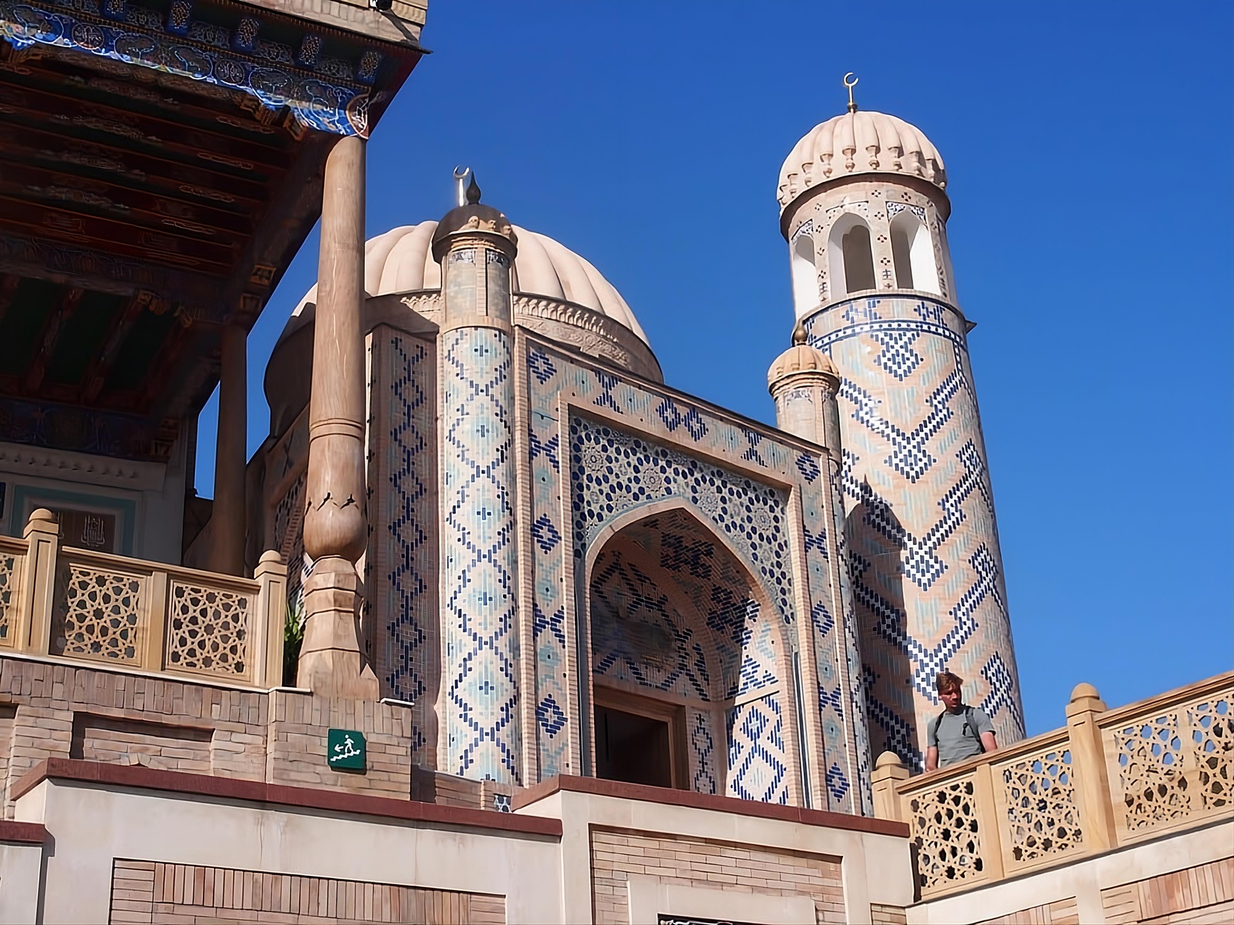 Samarkand: Spiritual & Cultural Walk with Tea and Stories 3