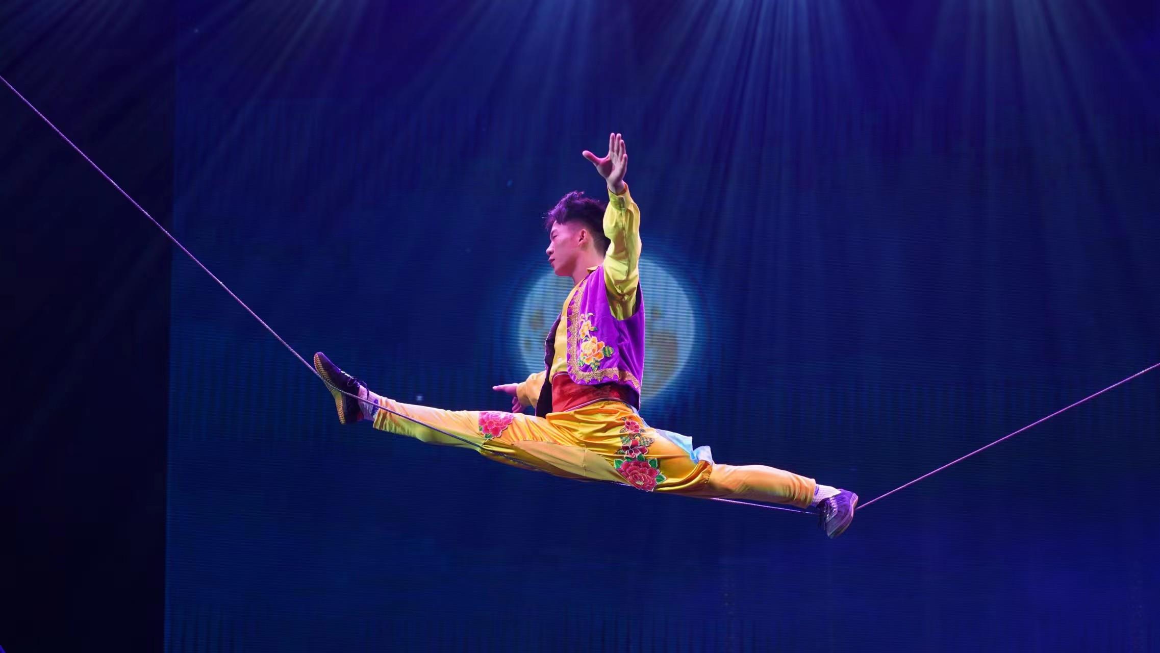 Chaoyang Theatre Beijing Acrobatic Show Tickets