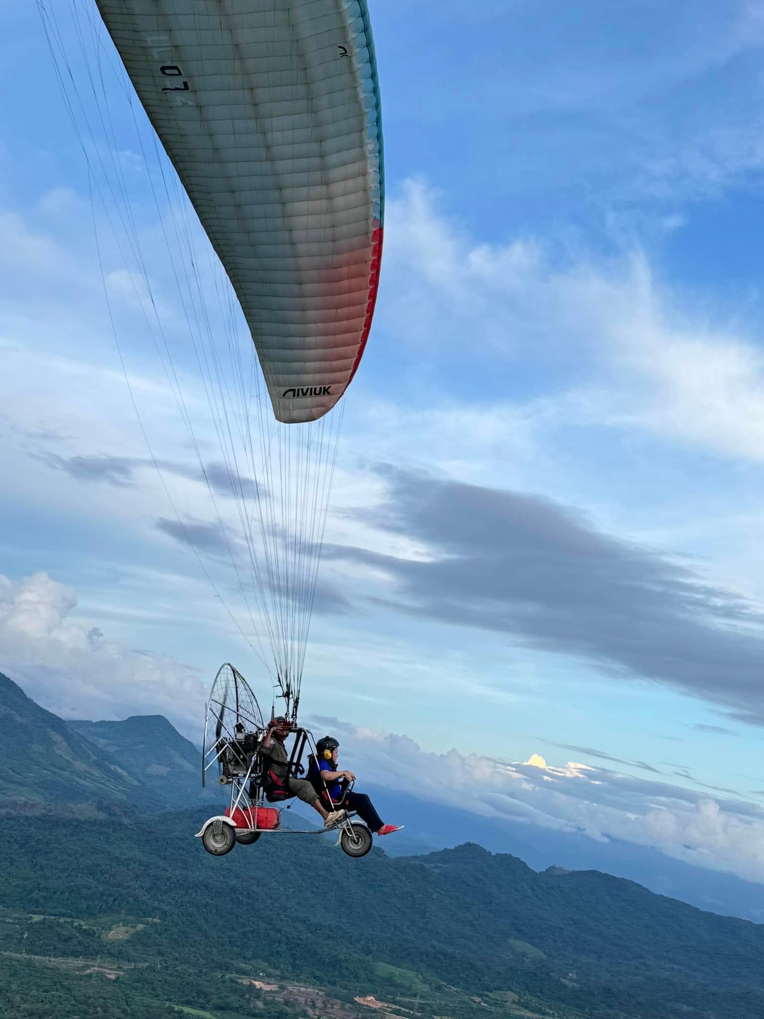 Vang Vieng Paramotor Adventures 2