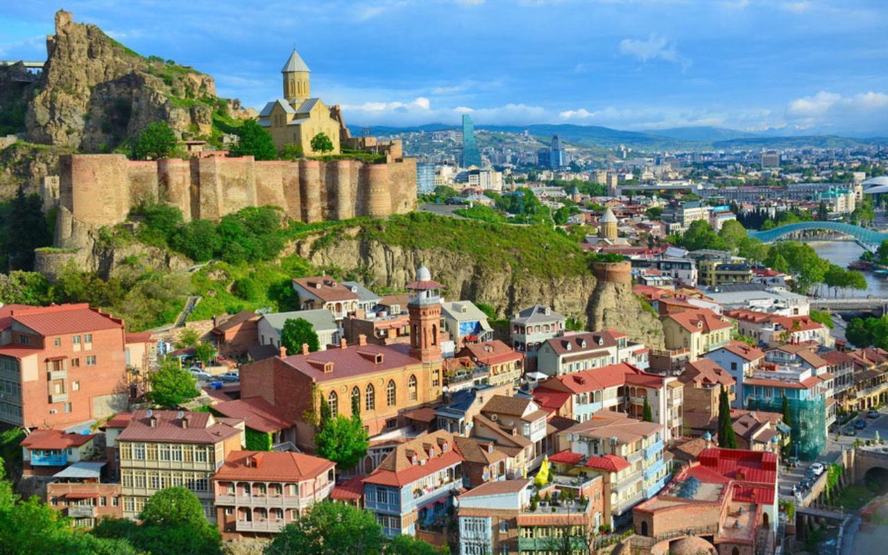 Private Day Trip from Yerevan to Tbilisi 2