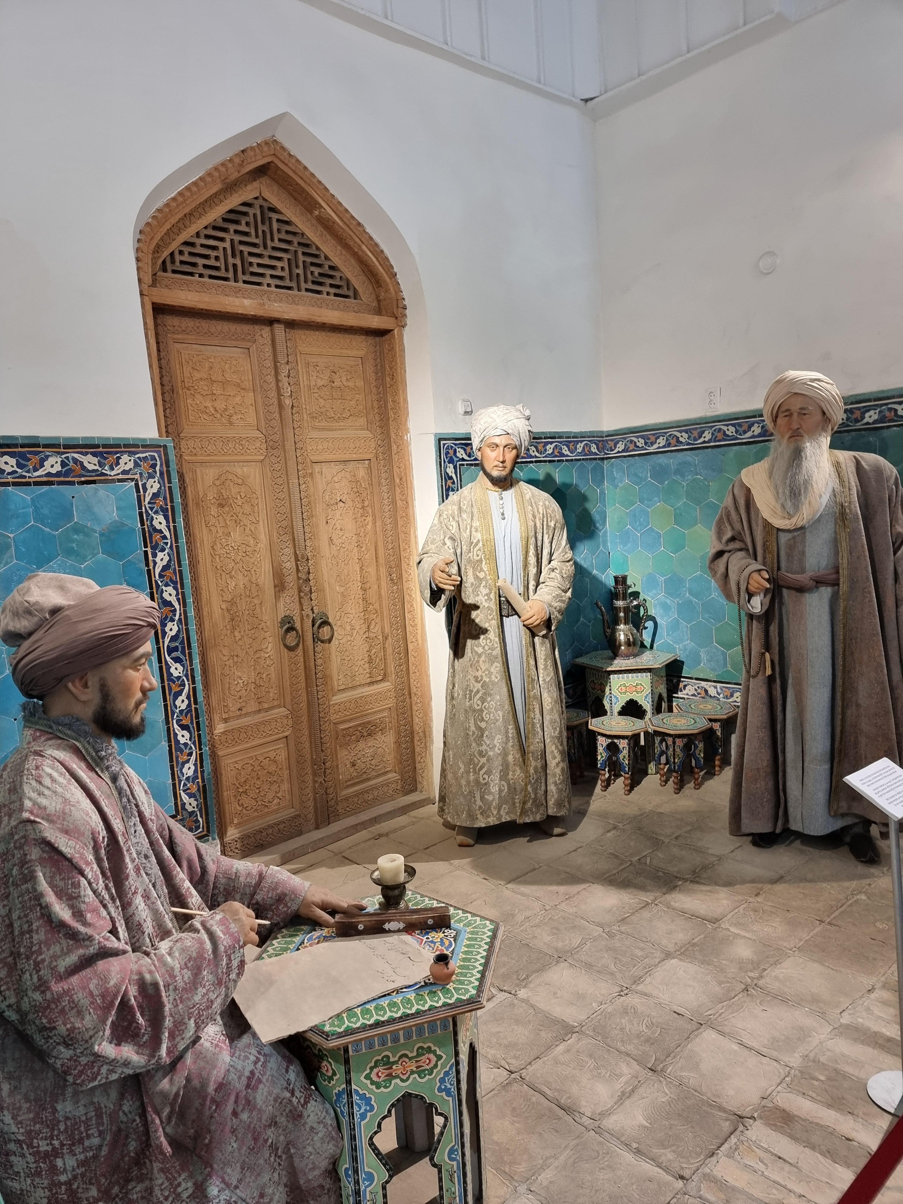Samarkand: Guided Walking Tour with 10 stops 2