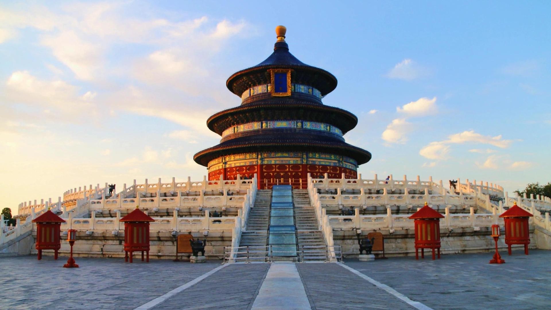 Beijing: Temple of Heaven & Pearl Market Guided Walking Tour