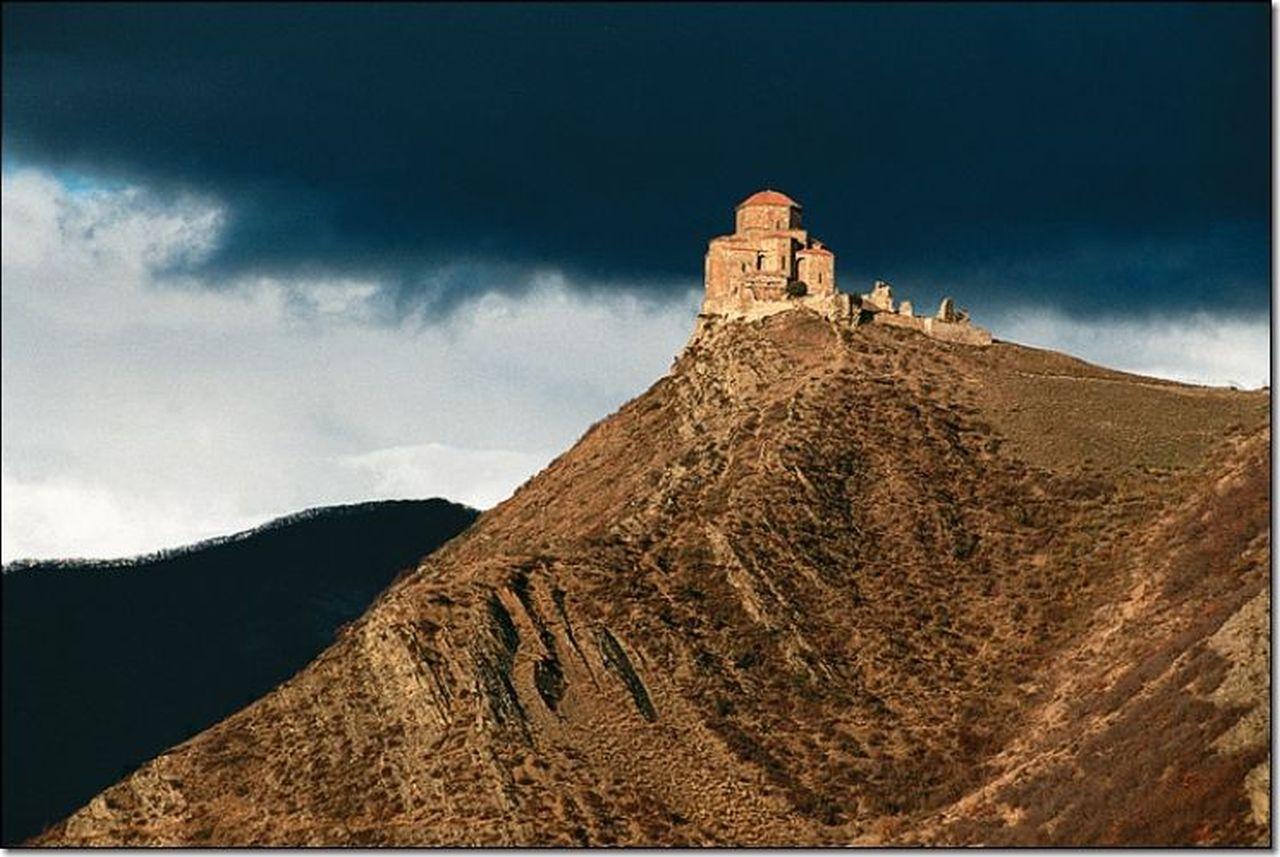 From Tbilisi: Stalini Museum , Jvari & Ancient Cave City 2