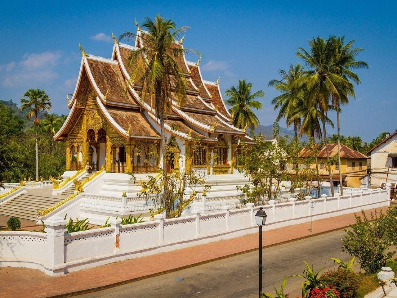 Luang Prabang: Morning Cultural Discovery and Nature Escape 3