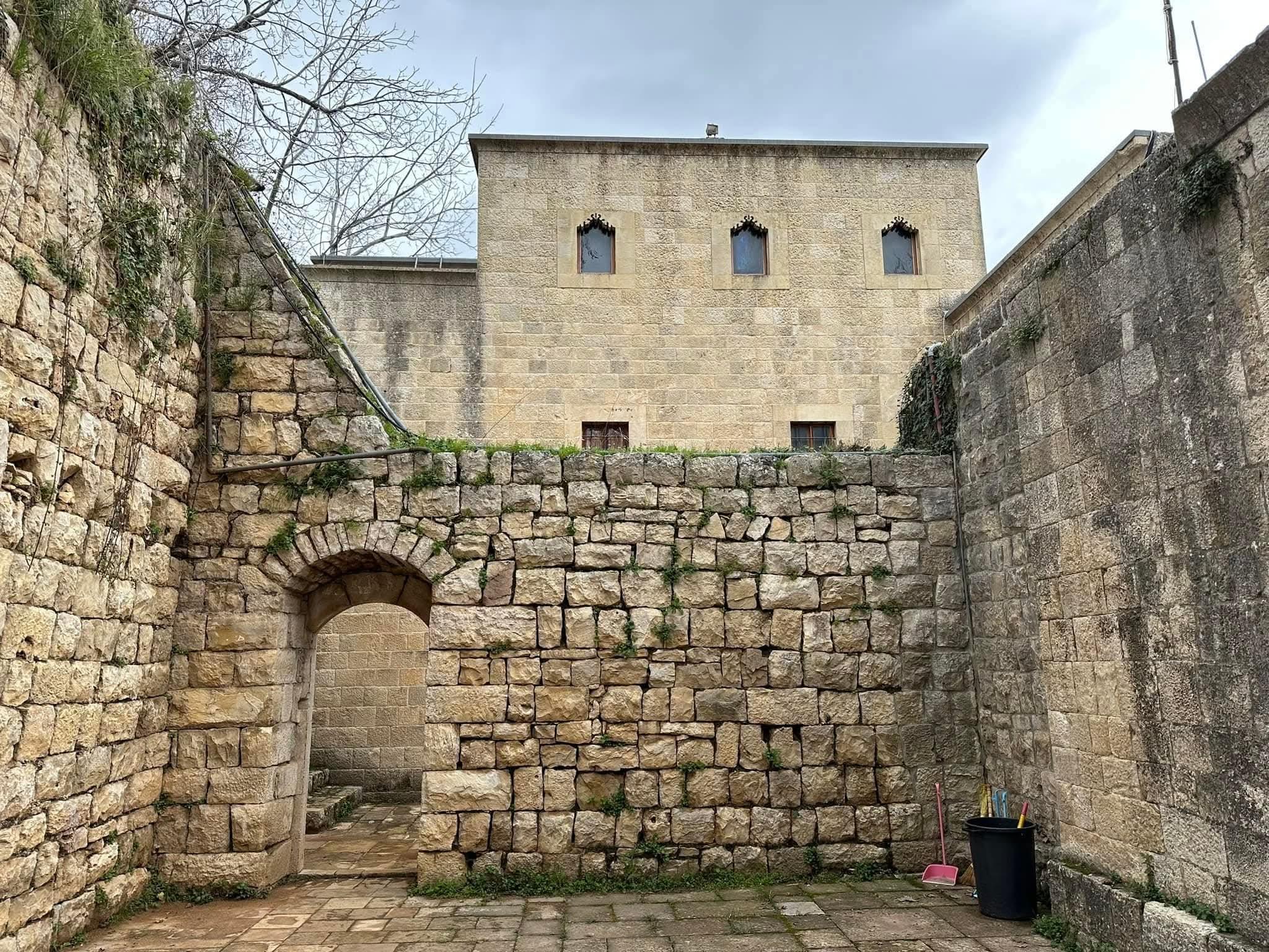 Chouf Mountains: Mousa & Mir Amin Castles Tour 2
