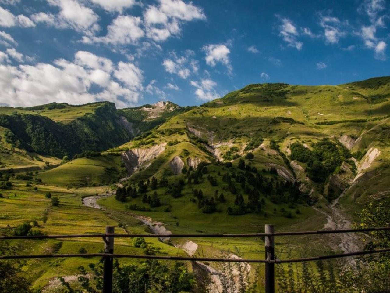 From Tbilisi: Kazbegi Mountain and Ananuri Fortress Day Trip 3