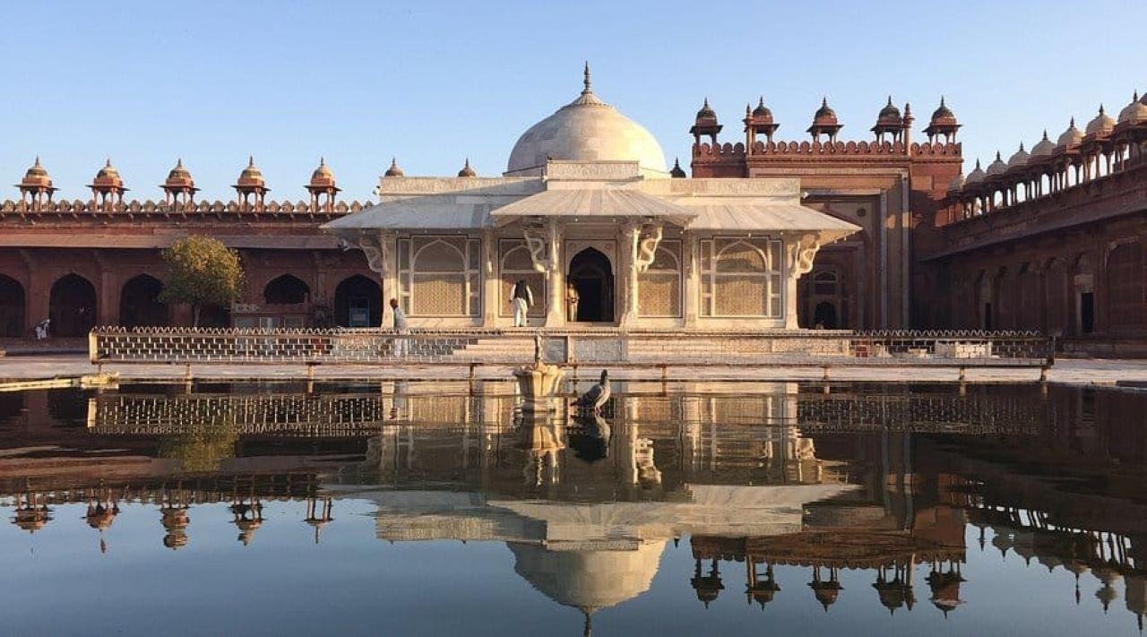 From Agra : Fatehpur Sikri Sightseeing Tour by Private Car 3