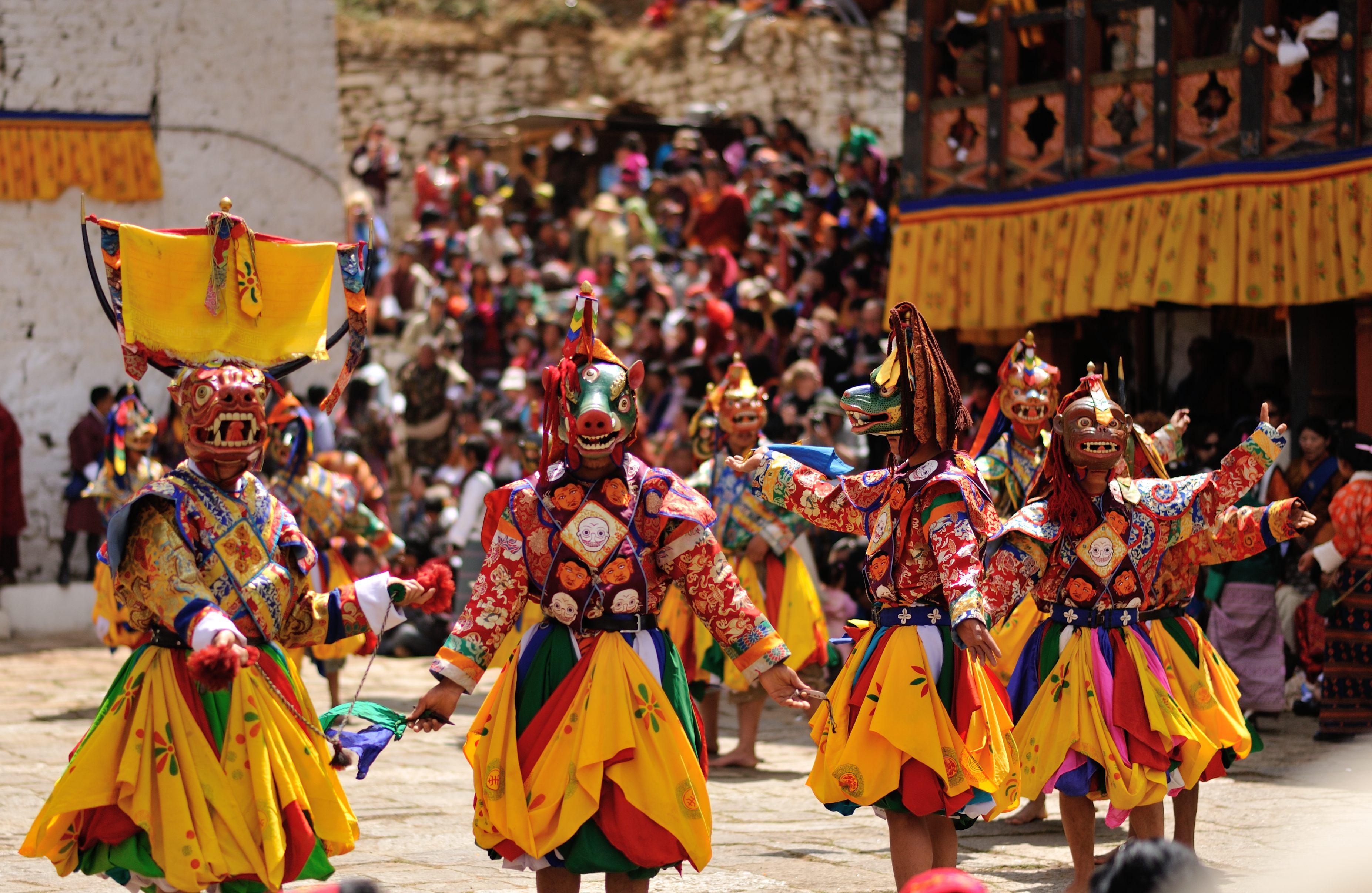 Bhutan: 5-Day Private Tour with Gangtey Tshechu Festival 3