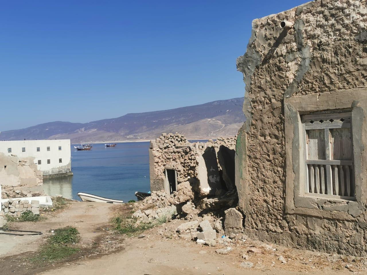 Salalah: East Salalah Tour with Wadi and Sumhuram Museum 2