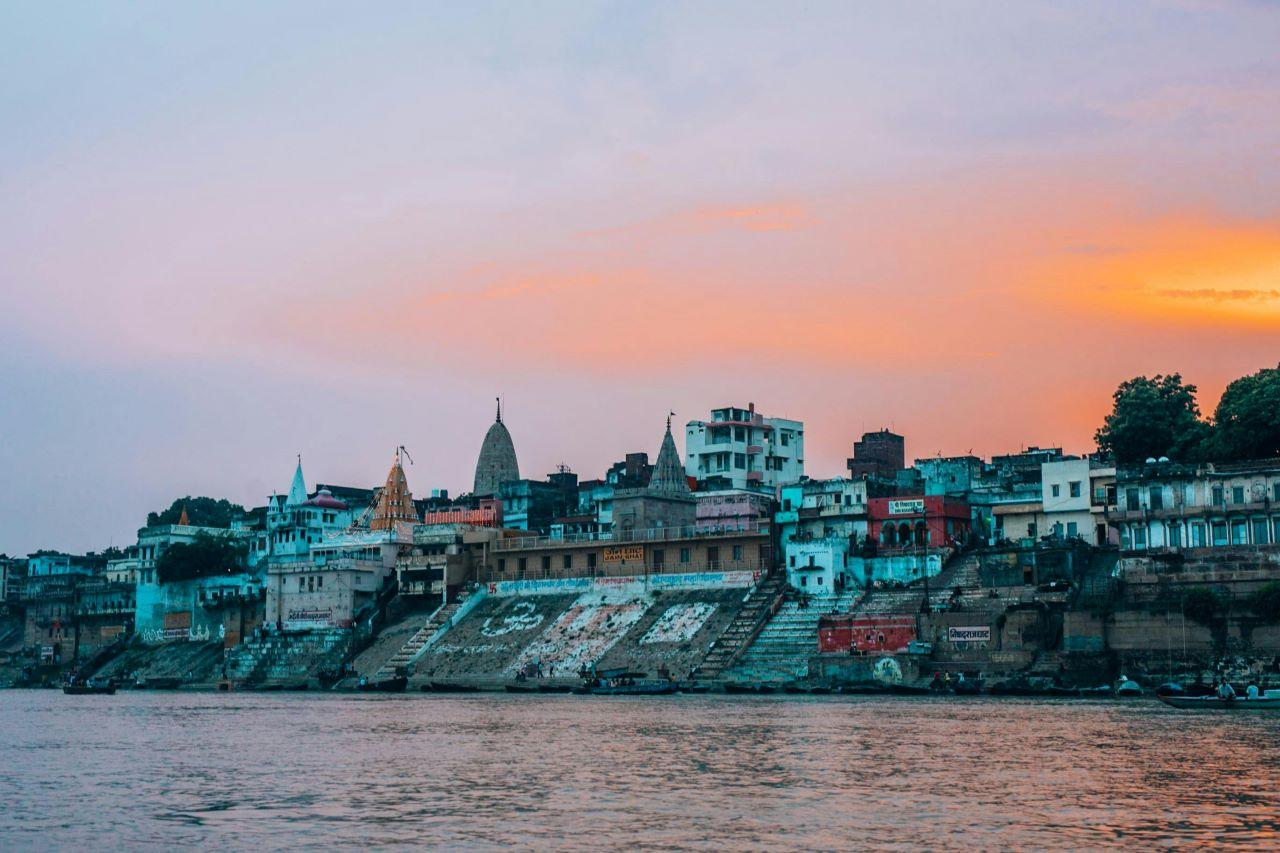 Delhi: Varanasi Overnight Spiritual Escape by Private Car 3