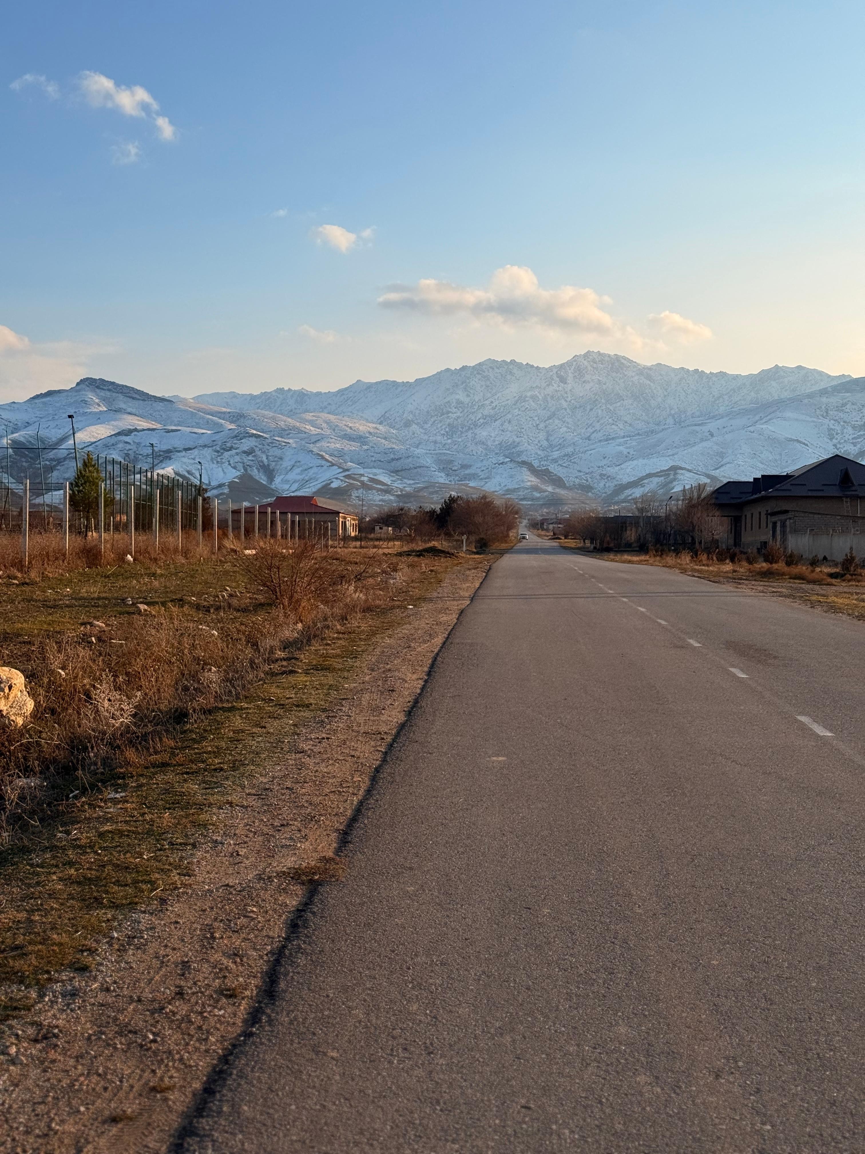 Samarkand: Urgut Bazaar, Chor Chinor & Mountain Tour & Lunch