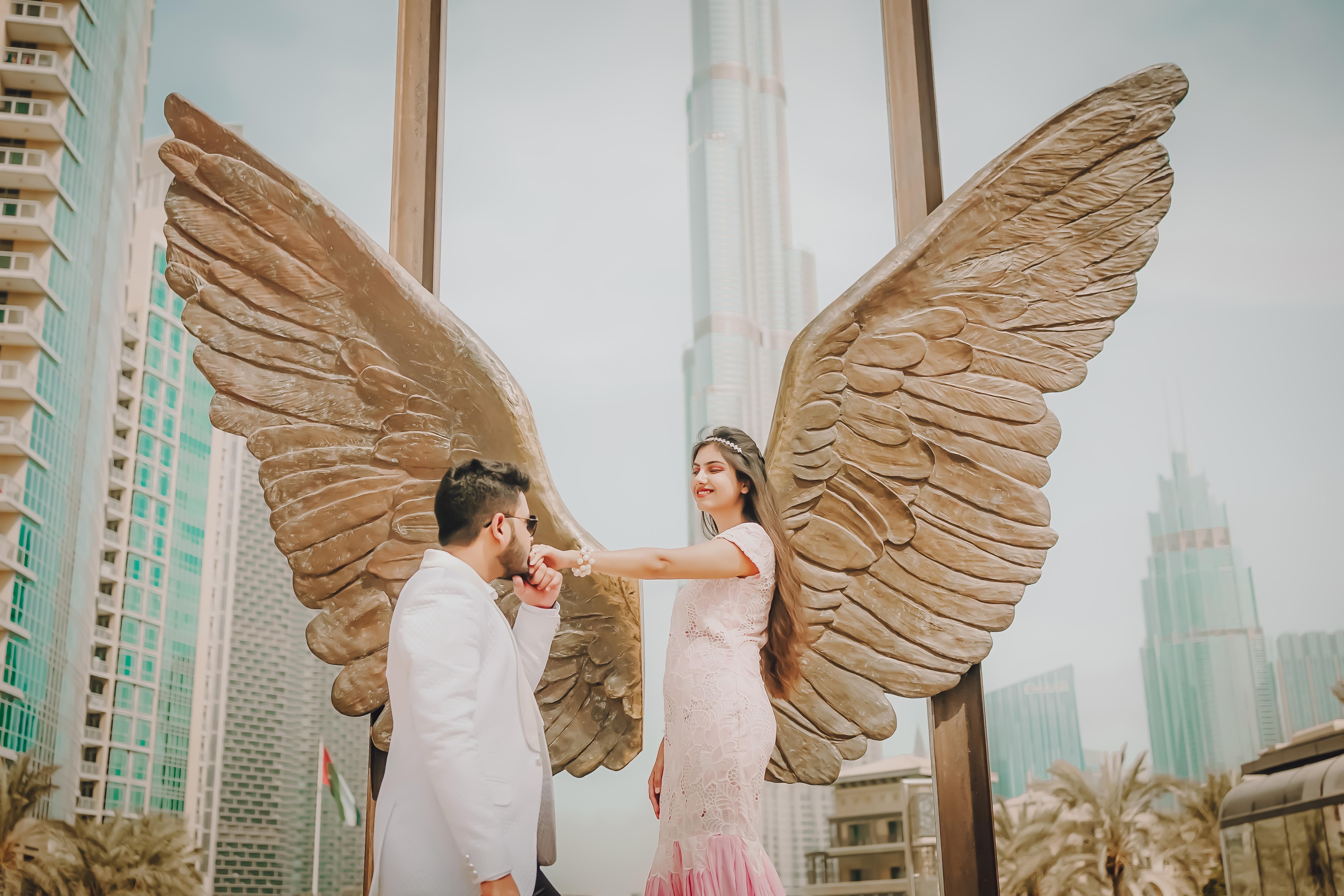 Dubai: Iconic Burj Khalifa Pre-Wedding Photoshoot 2