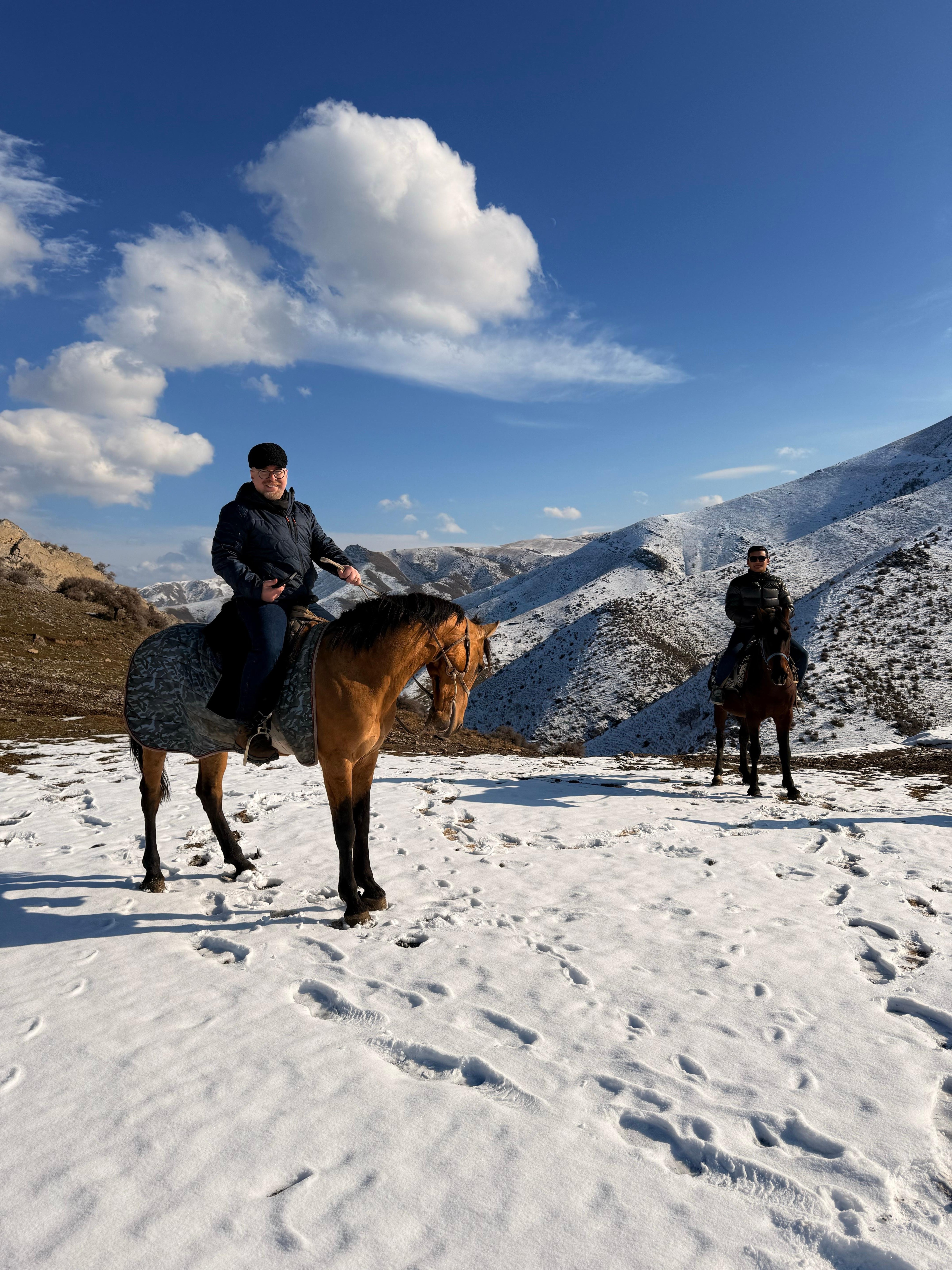 Samarkand: Urgut Bazaar, Chor Chinor & Mountain Tour & Lunch 2