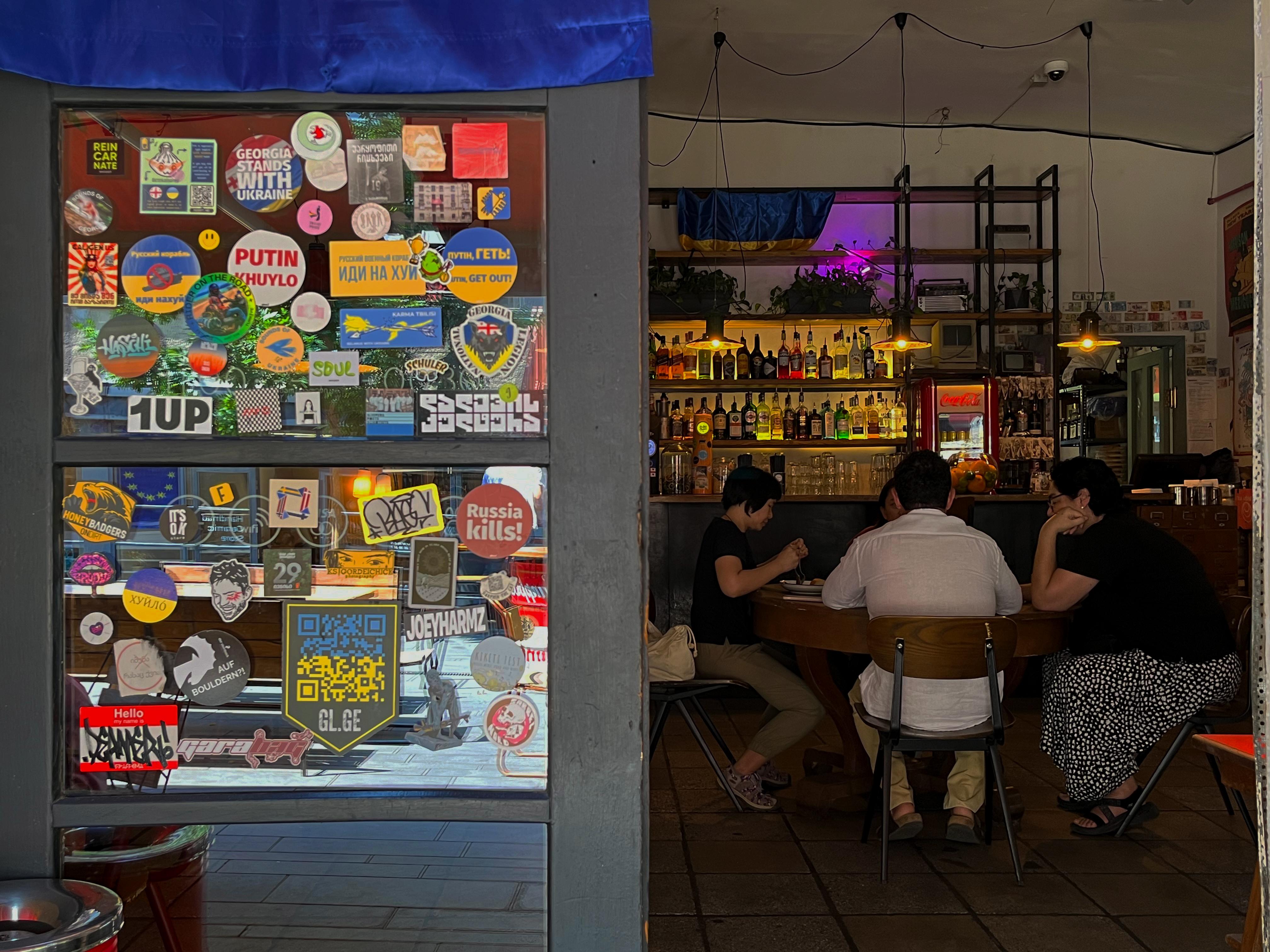 Tbilisi:Where Locals Eat, Food & Wine Guided Tour (All-incl)