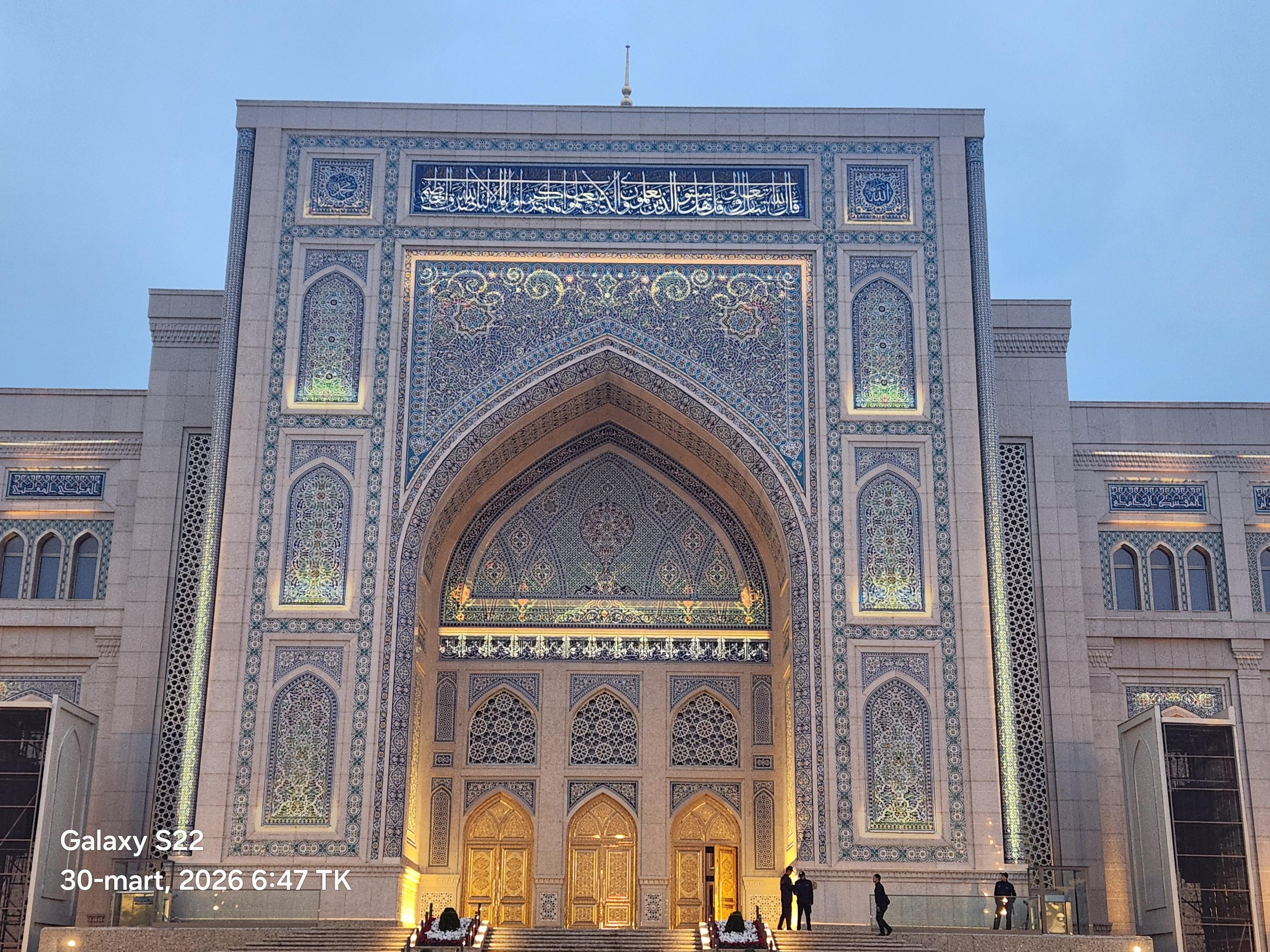 Tashkent: Private Tour of Old City, Metro & Chorsu Bazaar 3