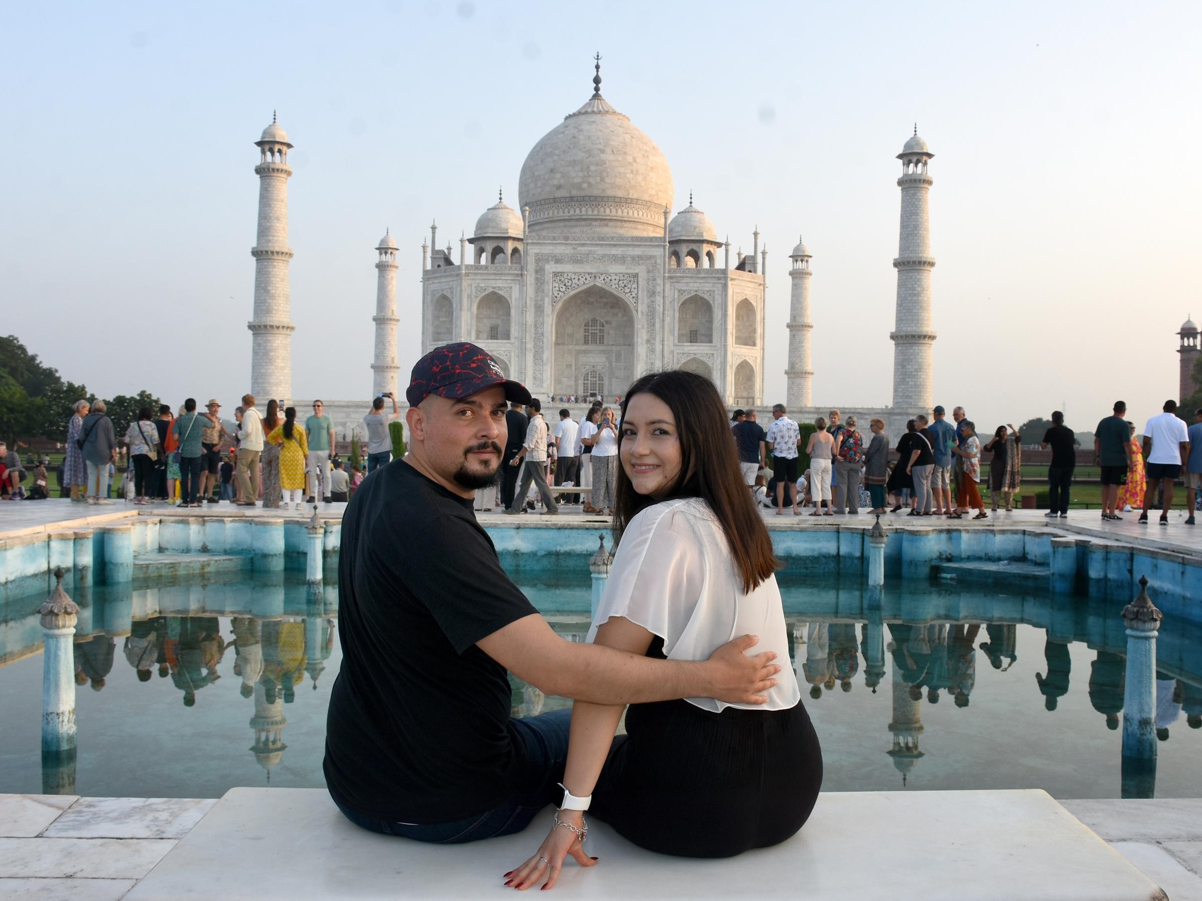 Chennai to Taj Mahal, Agra day trip with return flights