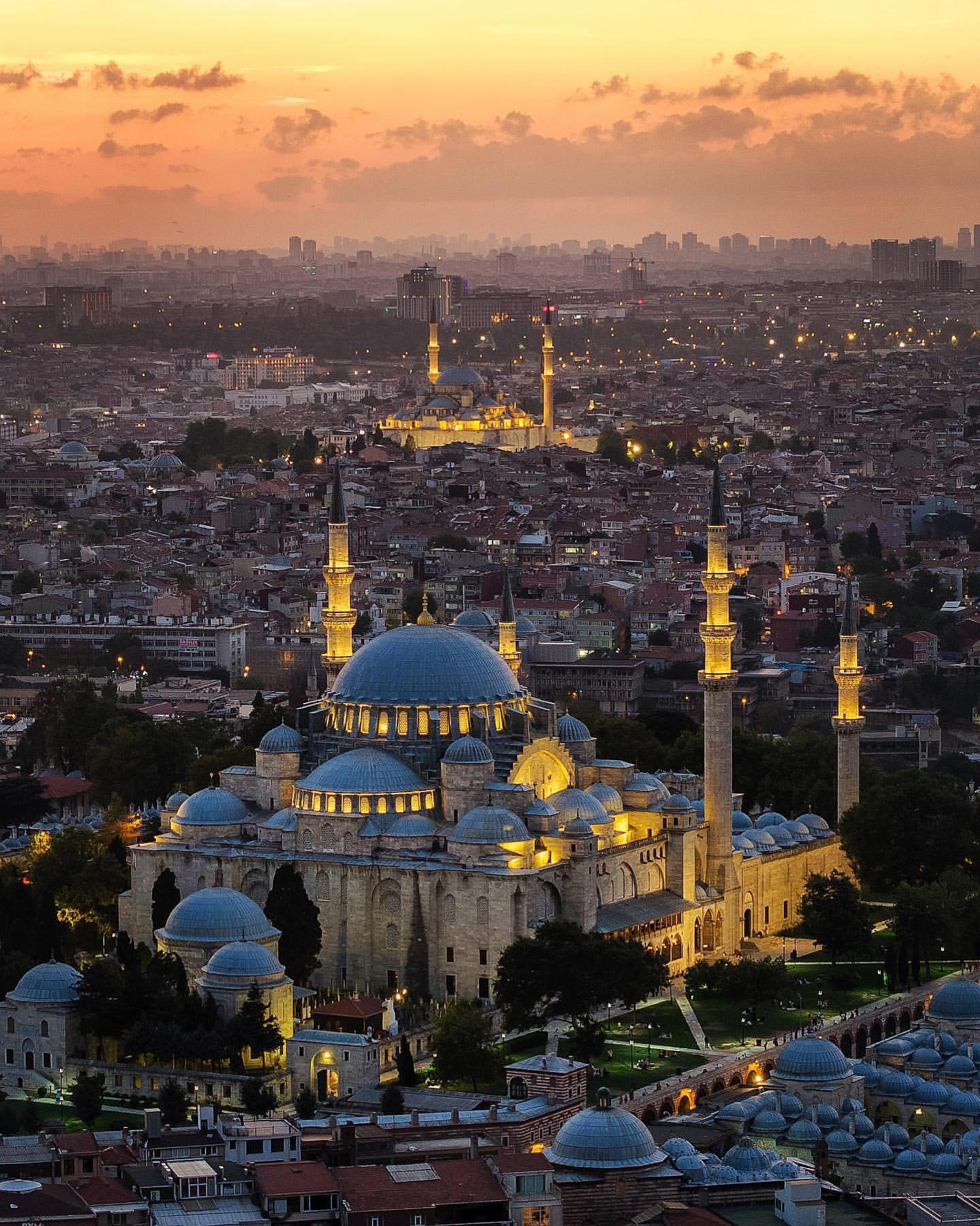Istanbul Private Full-Day Highlights Tour with Guide 3