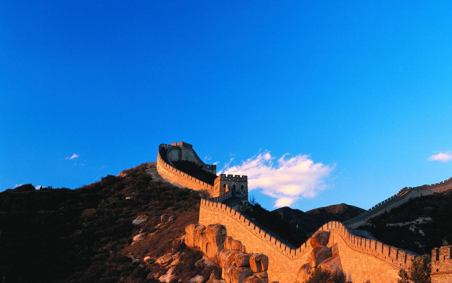 Beijing: Great Wall, Forbidden City & Tiananmen Square Tour