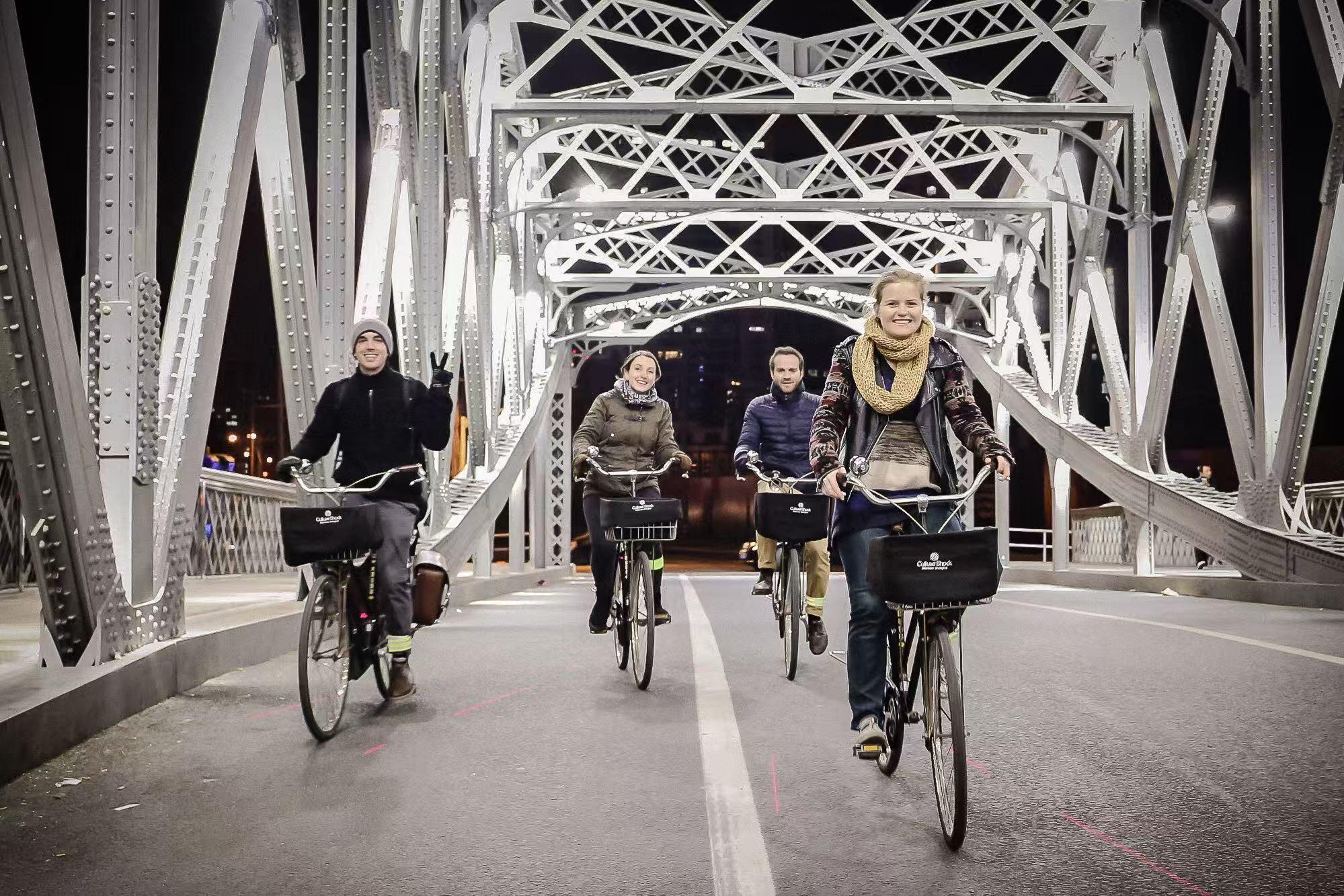 Shanghai: Half-Day Bike Tour with Food & Hidden Streets 2