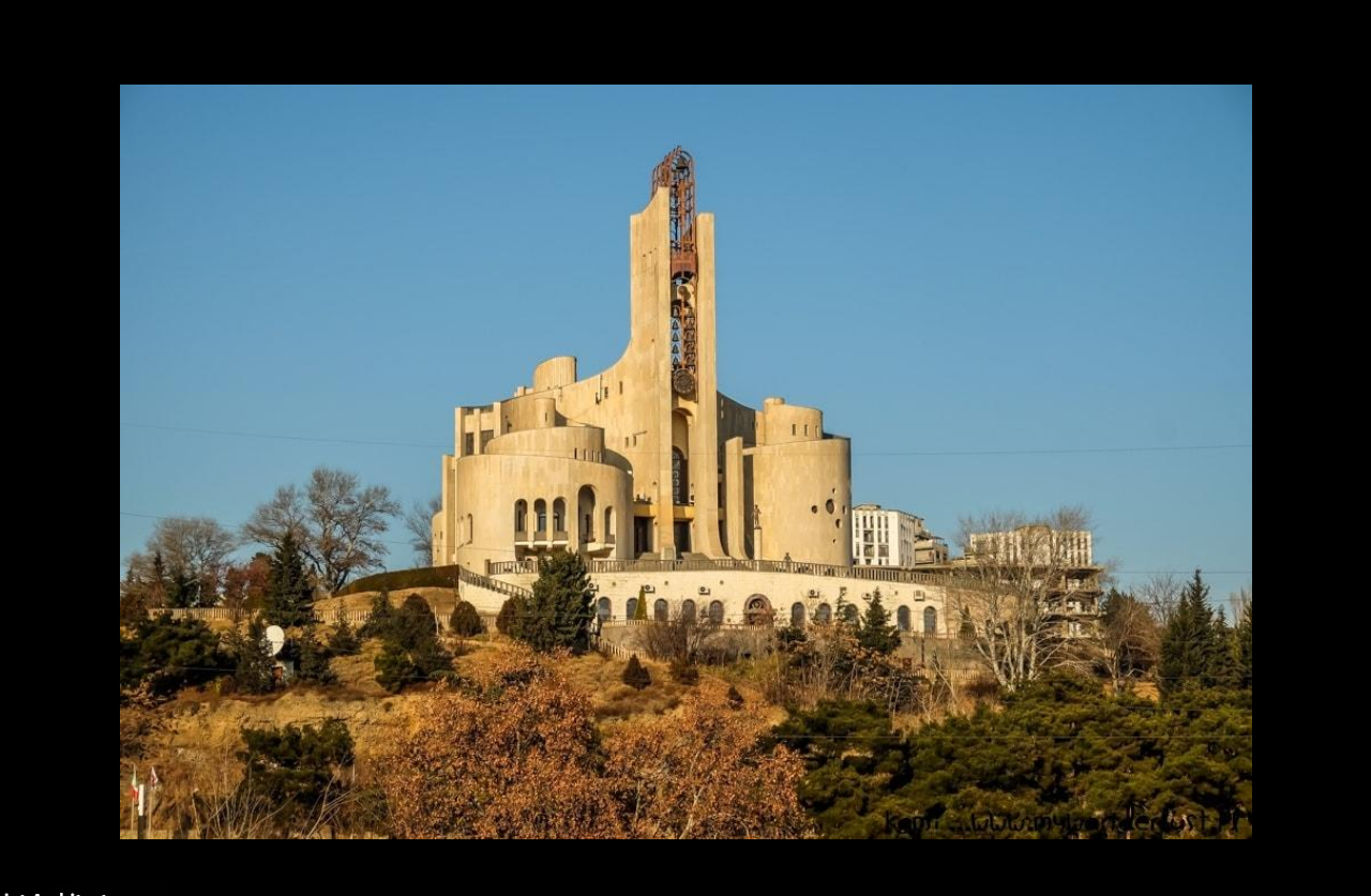 Tbilisi: Soviet Architecture Guided Tour with Transfers 2