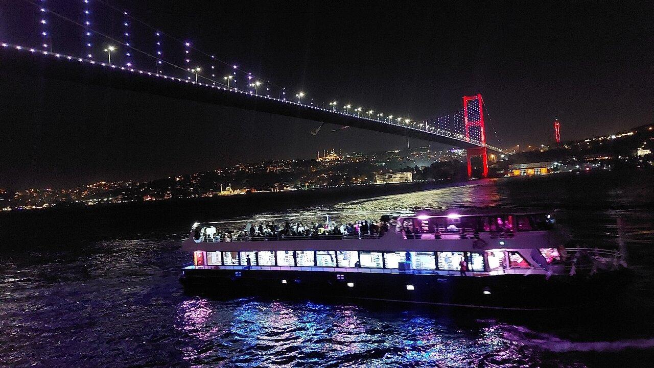All Inclusive; Istanbul Bosphorus Dinner Cruise w/live shows