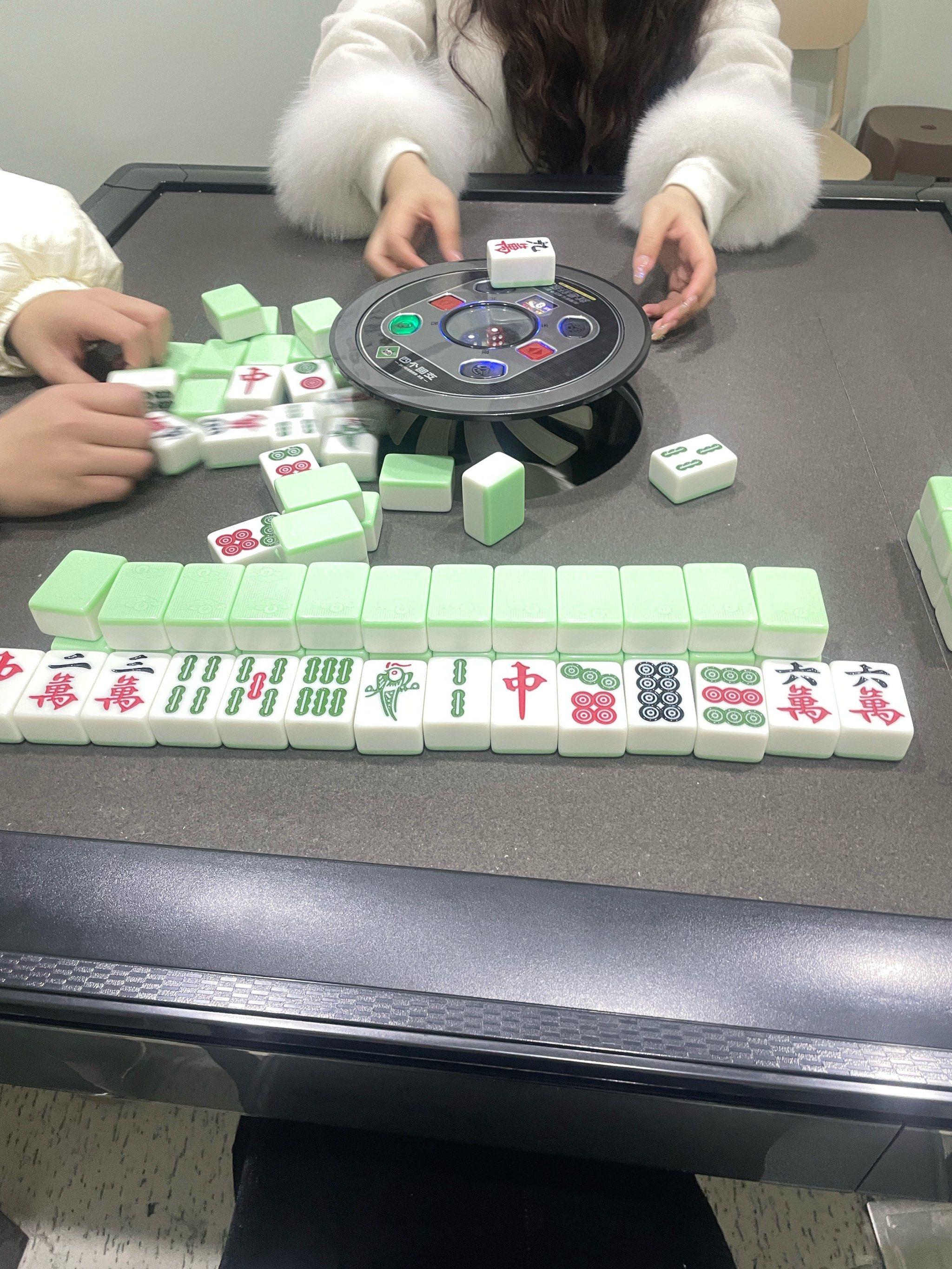 Beijing: Market Tour, Tea Tasting, and Mahjong Workshop 2