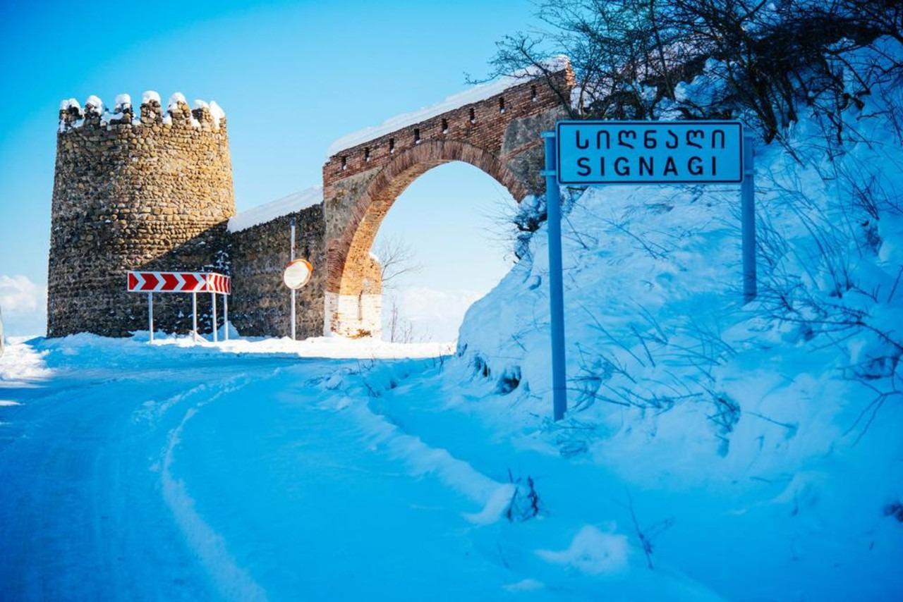 Tbilisi: Sighnaghi, Bodbe Monastery & Zipline Tour 2