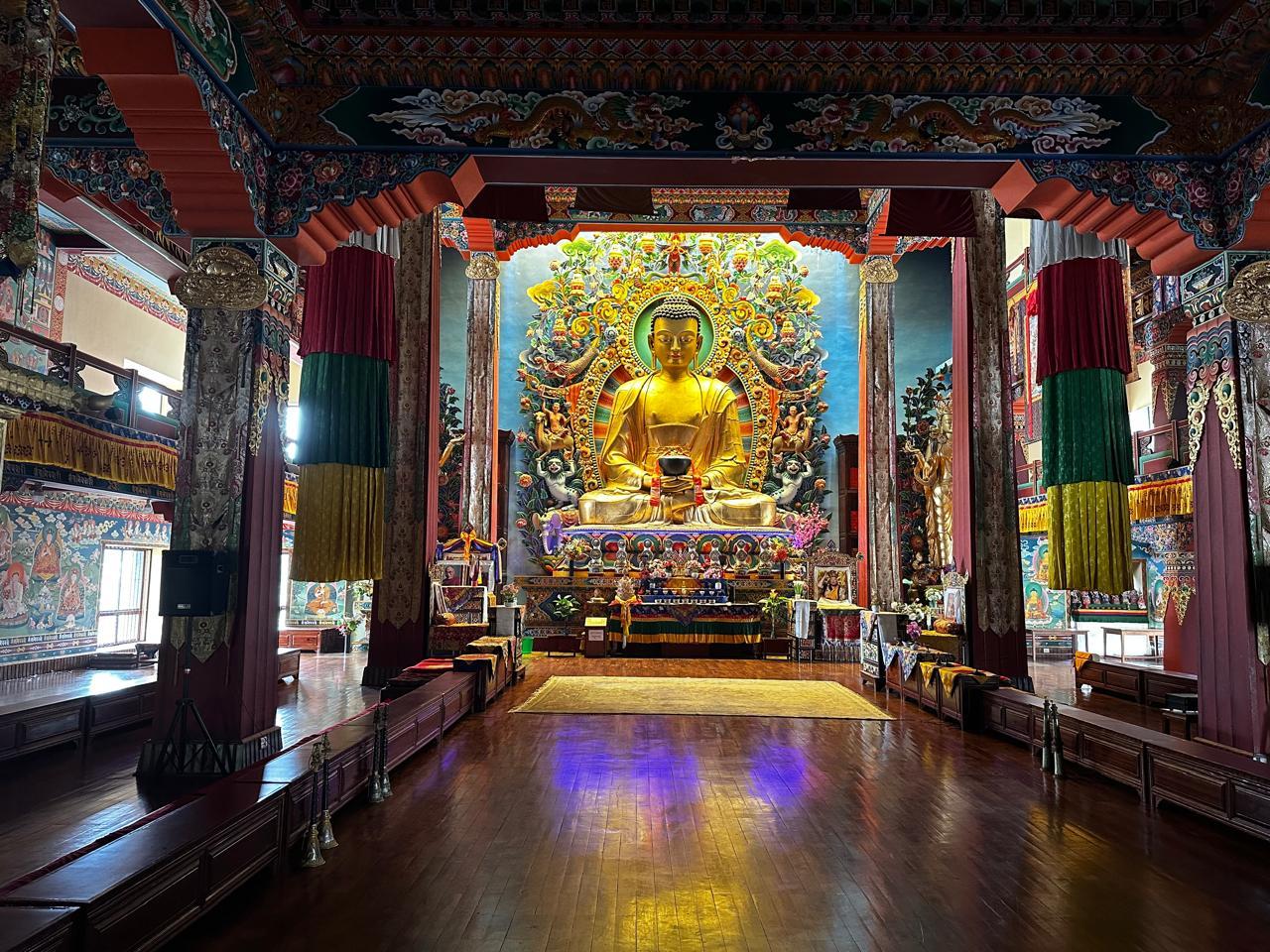 Kathmandu: Short Hike to Visit Monasteries & Meditation Cave 3