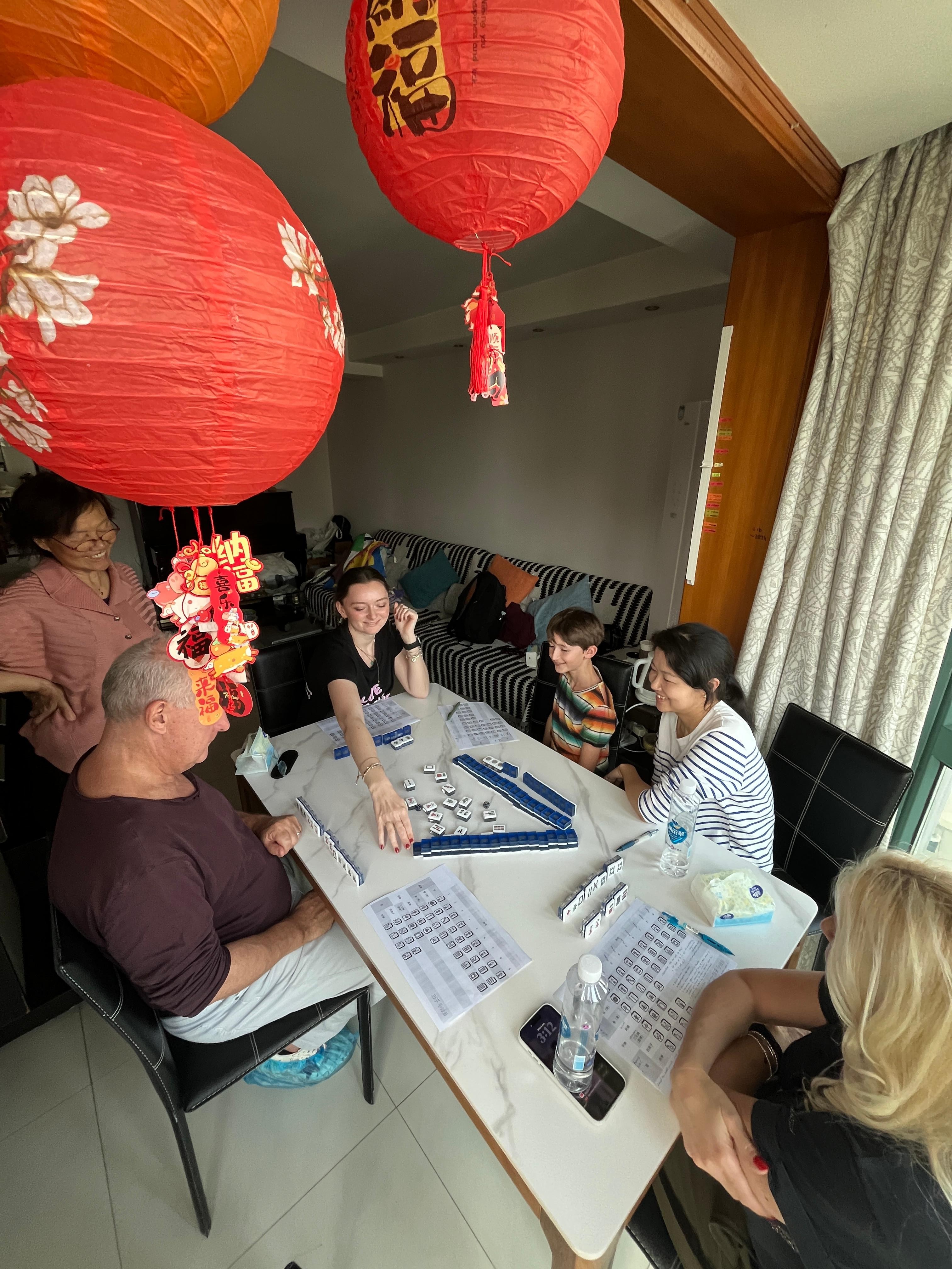 Shanghai: Private Dumpling Cooking &Mahjong w/ Local Grandma 2