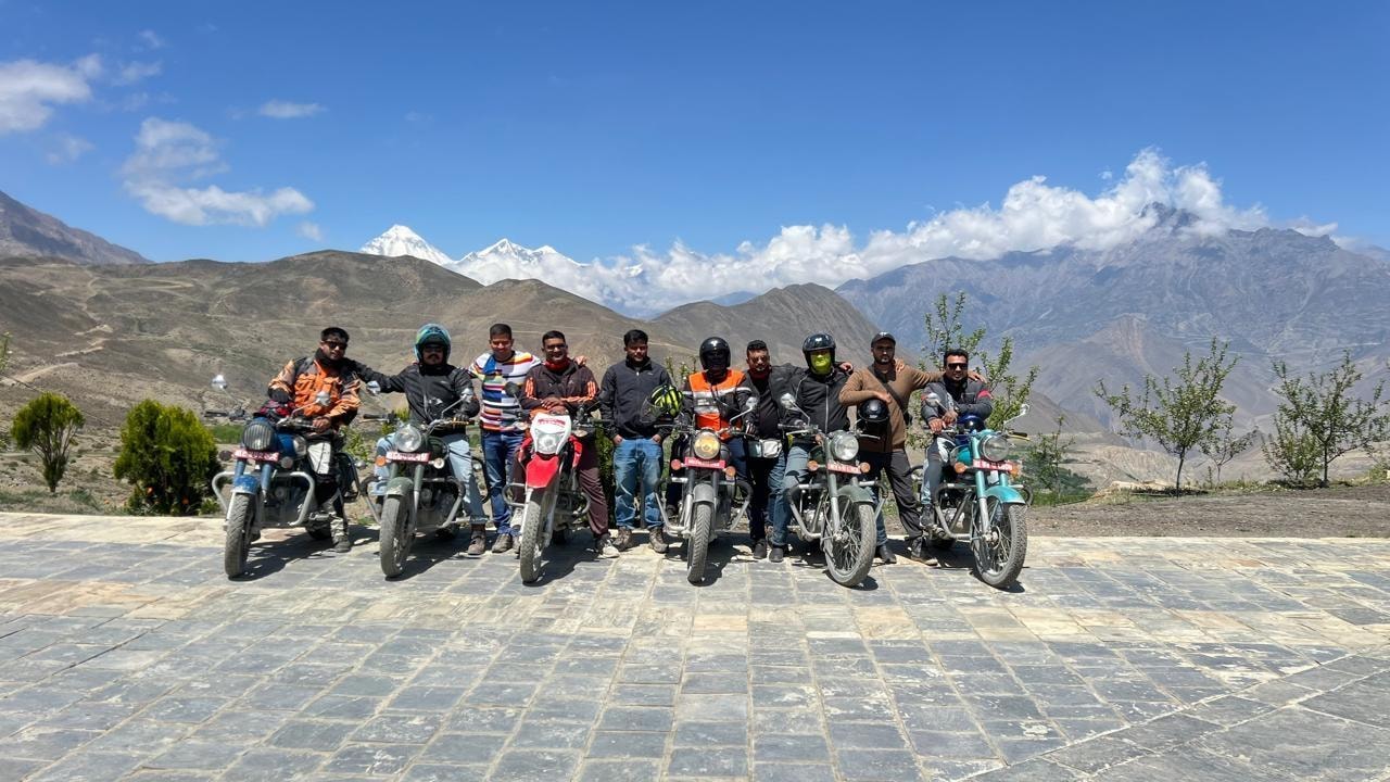 Kathmandu: 6-Day Ghorepani Poon Hill Motorbike Tour