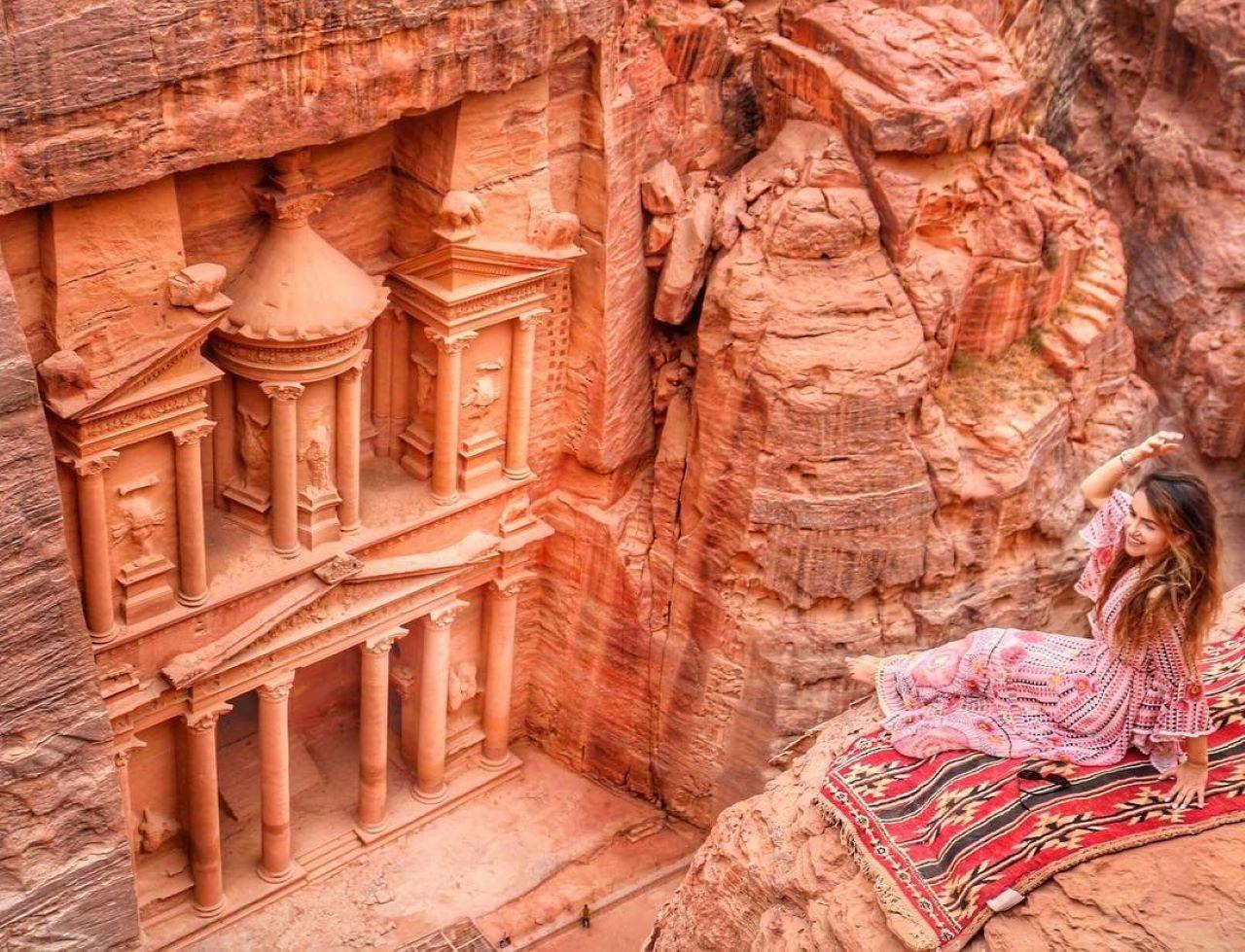 Petra : Full-Day Private Tour from Amman with Hotel Pickup 2