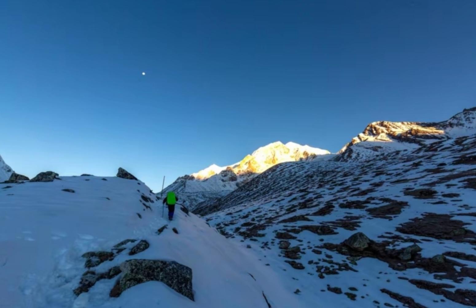 Off the Beaten Path: 13-Day Manaslu Circuit Trek via Pokhara 2