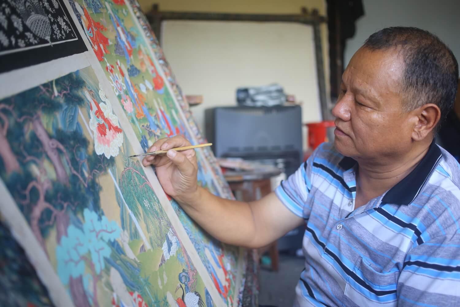 Kathmandu: Ancient Thangka Workshop Tour with Lama Artists