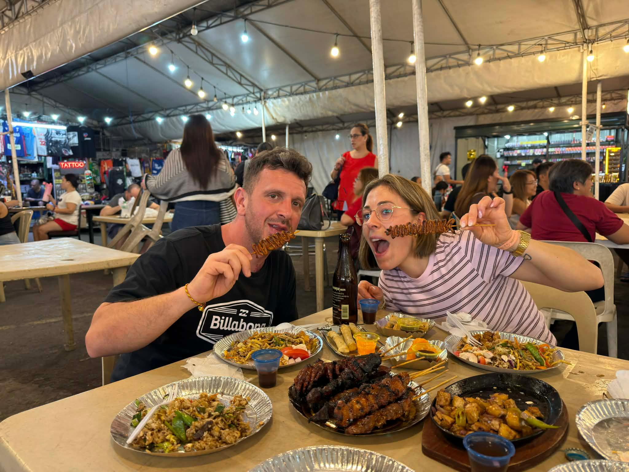 Makati: Street Food Experience end in Jelly Fish Rooftop Bar