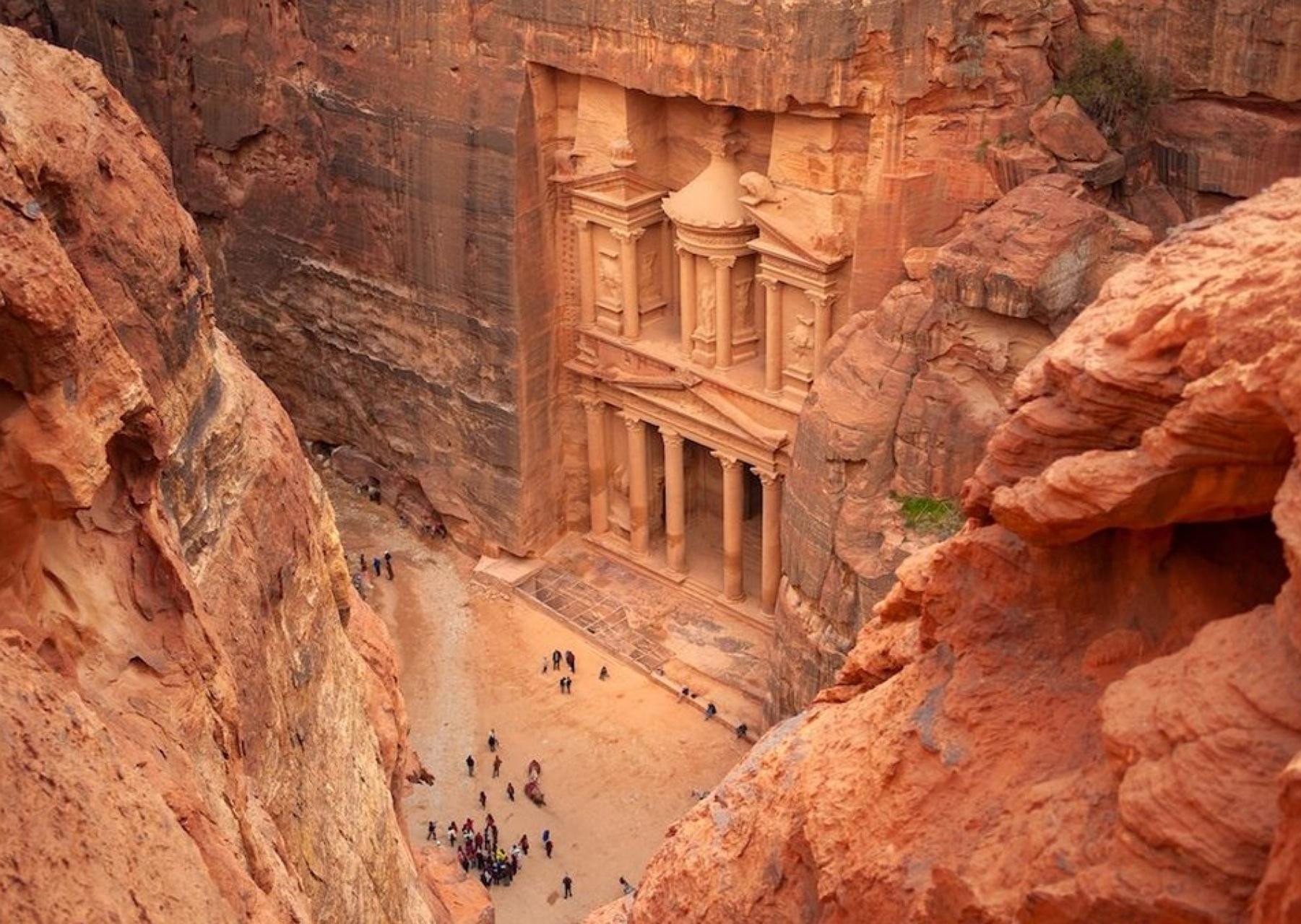 From Amman: 2-Day Petra, Wadi Rum, and Dead Sea Tour