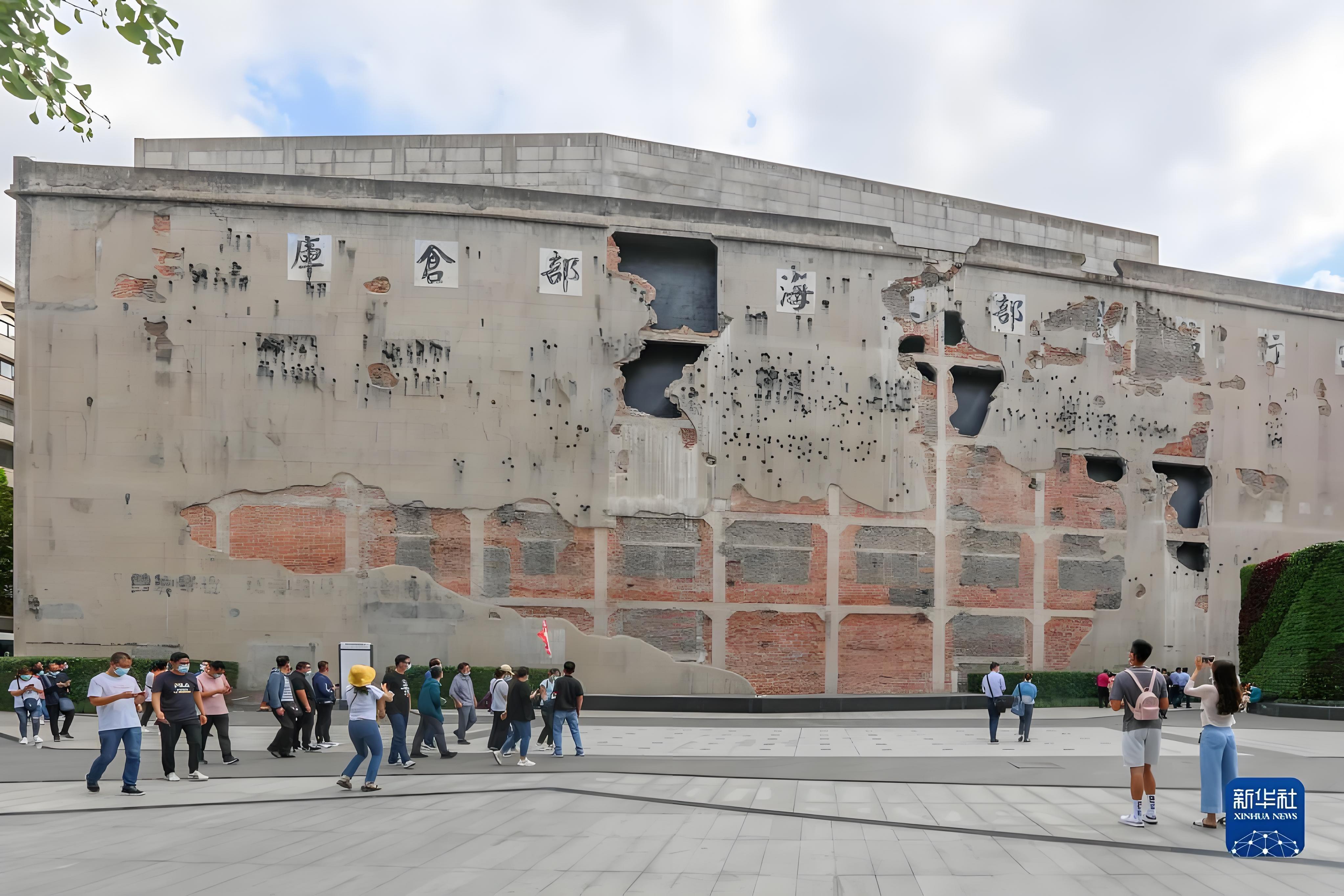 Shanghai: Sihang Warehouse & Bund City Walk day Tour 2