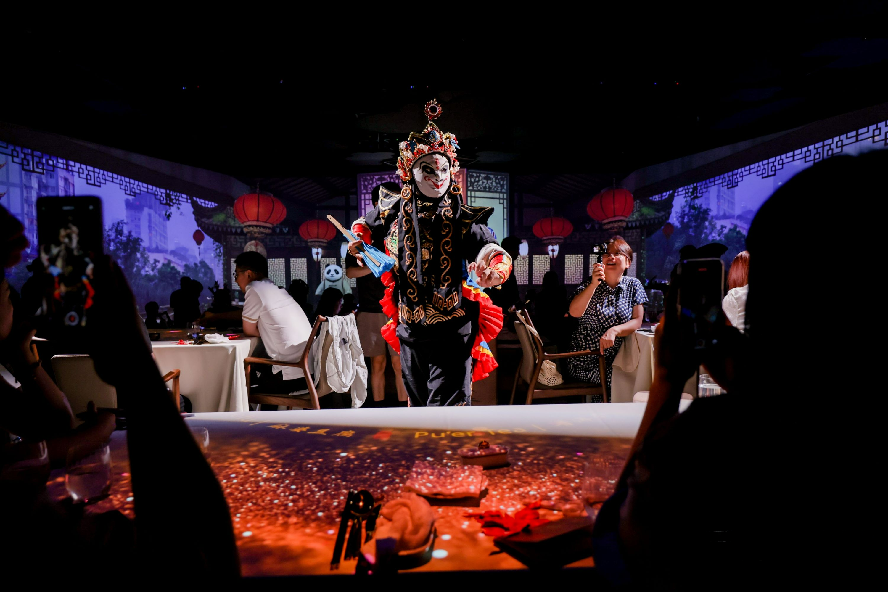 TASTE OF CHINA·Shanghai: Ancient Chinese Panda Restaurant 2
