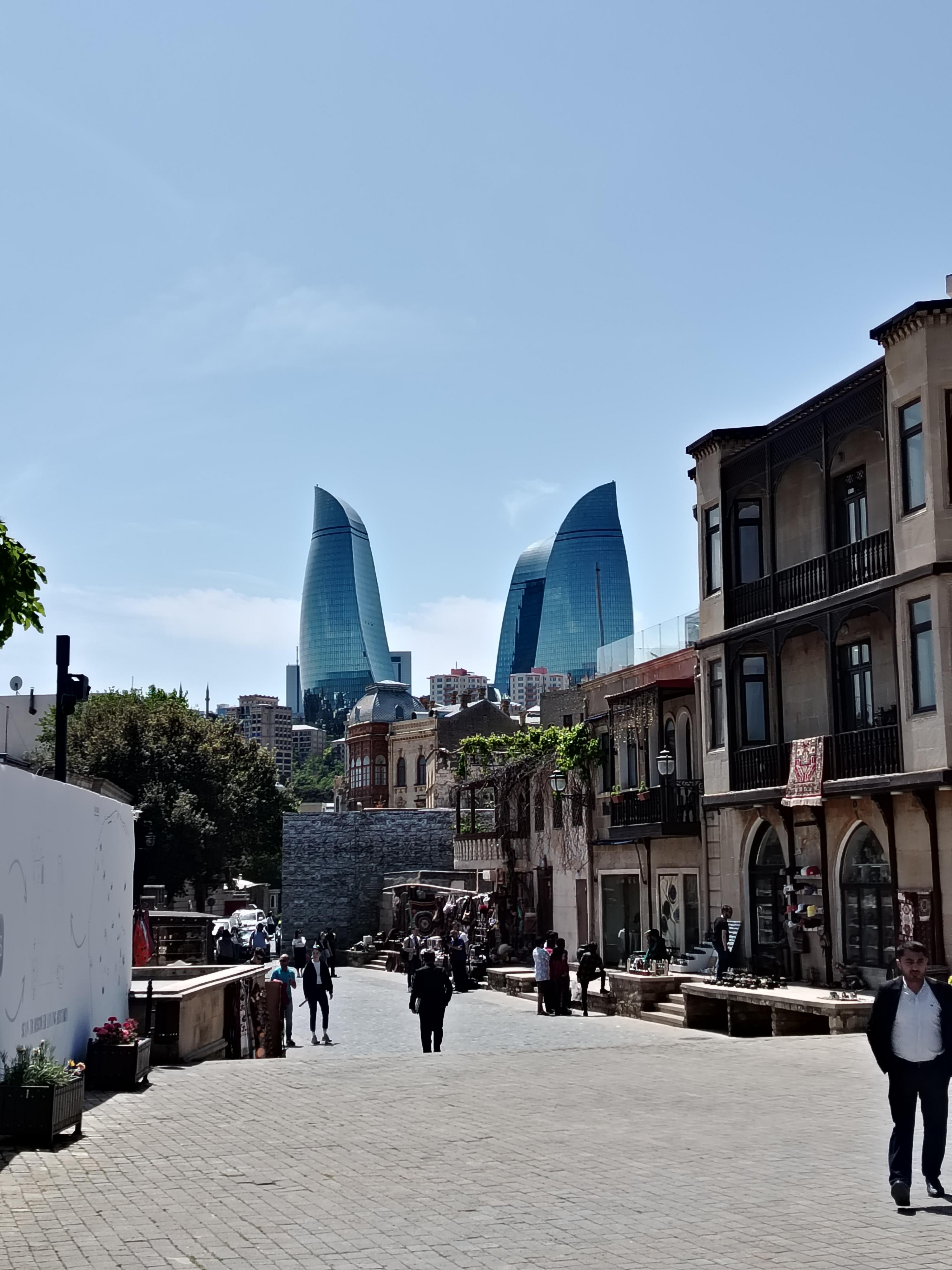Baku: Ancient Heart Walk Through the UNESCO-Listed Old City 3